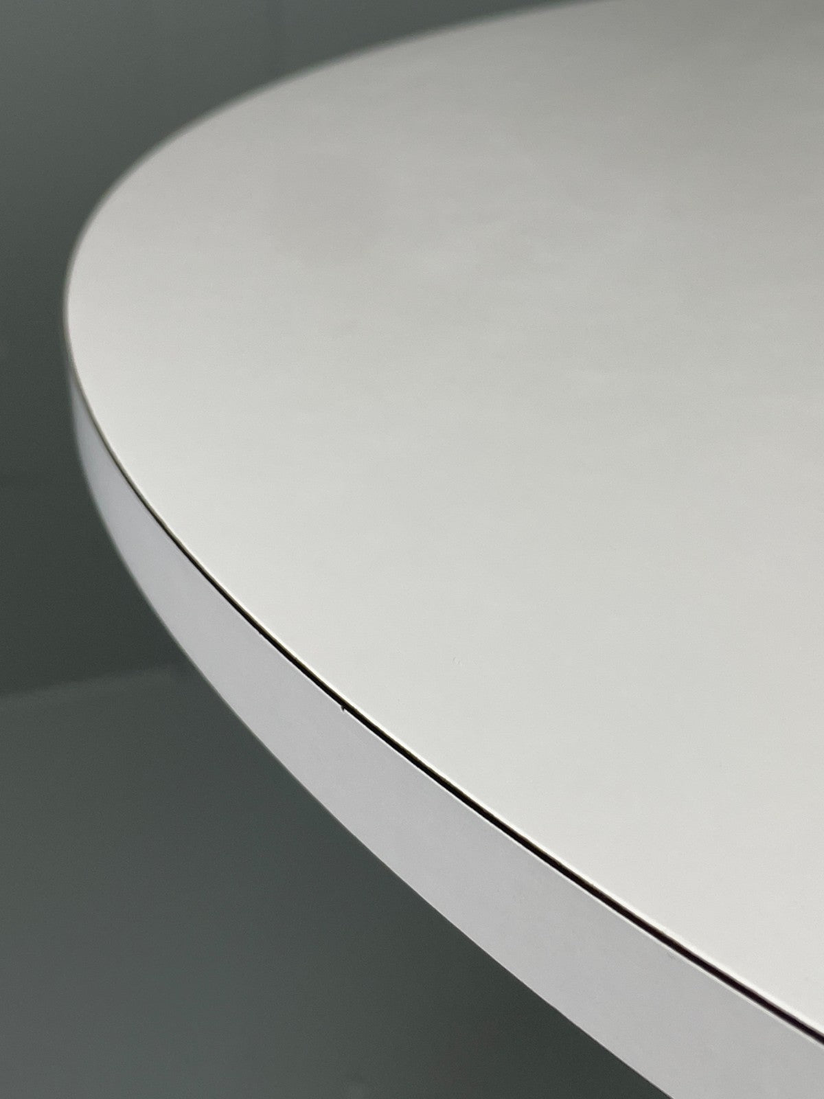 Vintage Round Formica Table White Tulip Base 1960s Retro Kitchen EB11543 MWOO9