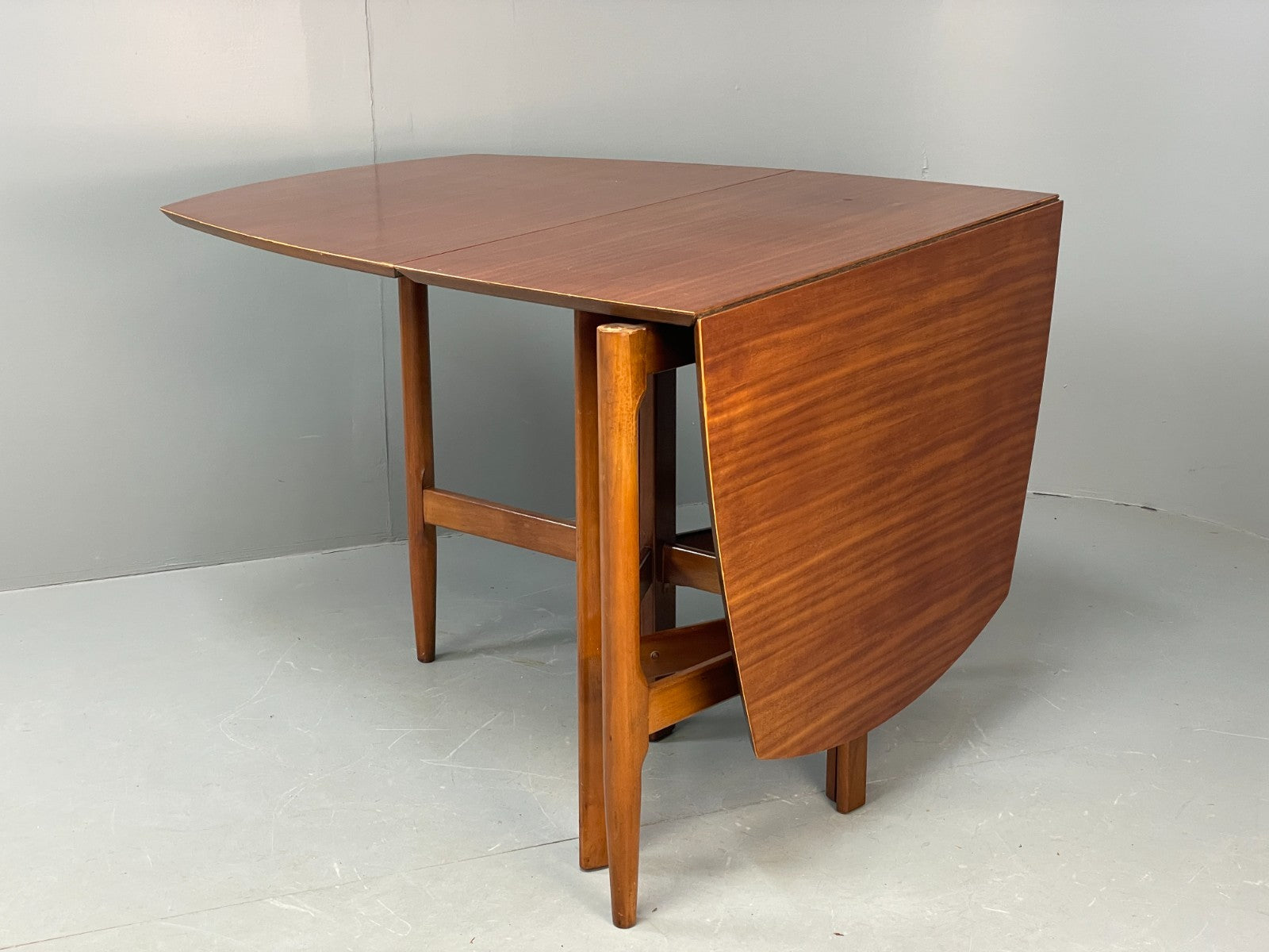 Vintage Drop Leaf Dining Table By Harris Lebus Walnut & Beech 1960s EB10675 MWOO15