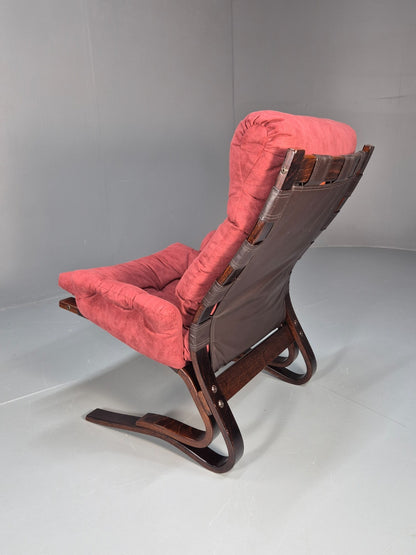 Vintage Red Lounge Chair Skyline Style Bentwood Frame Danish EB10311 MBEN8