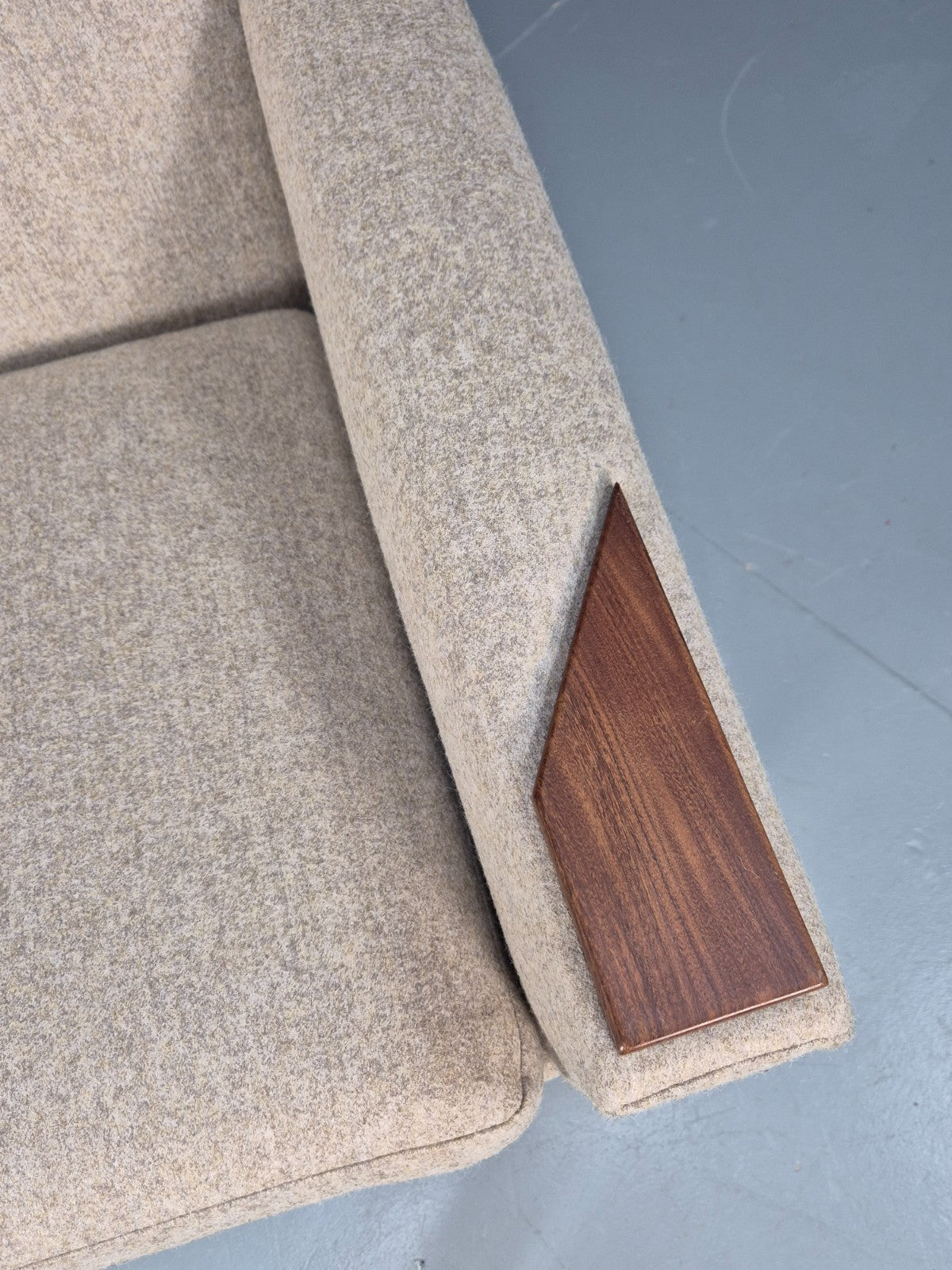 Mid Century Danish Lounge Chair New Upholstery Teak Paws and Legs   EB10726 MNOR5