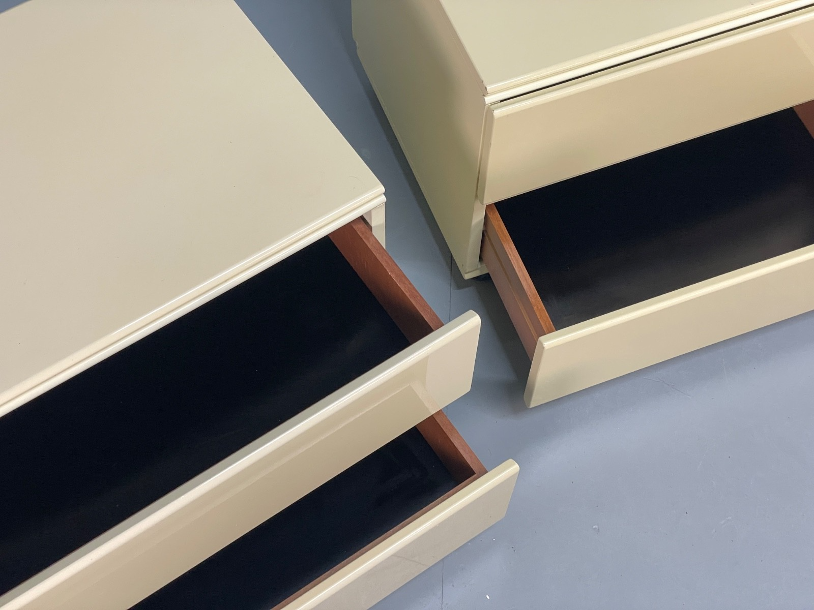 Vintage Cream Bedside Cabinets Pair Of 1970s EB11060 MWOO11