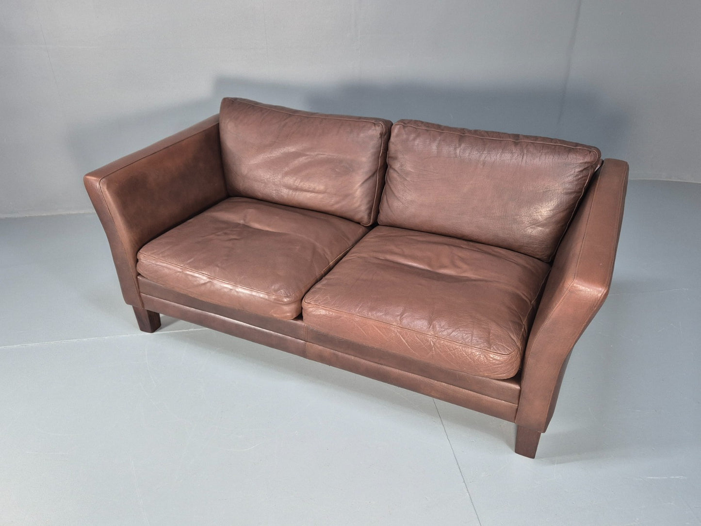 Vintage Danish Two Seater Settee in Brown Leather 1970s Danish Retro EB8351 M2SS6