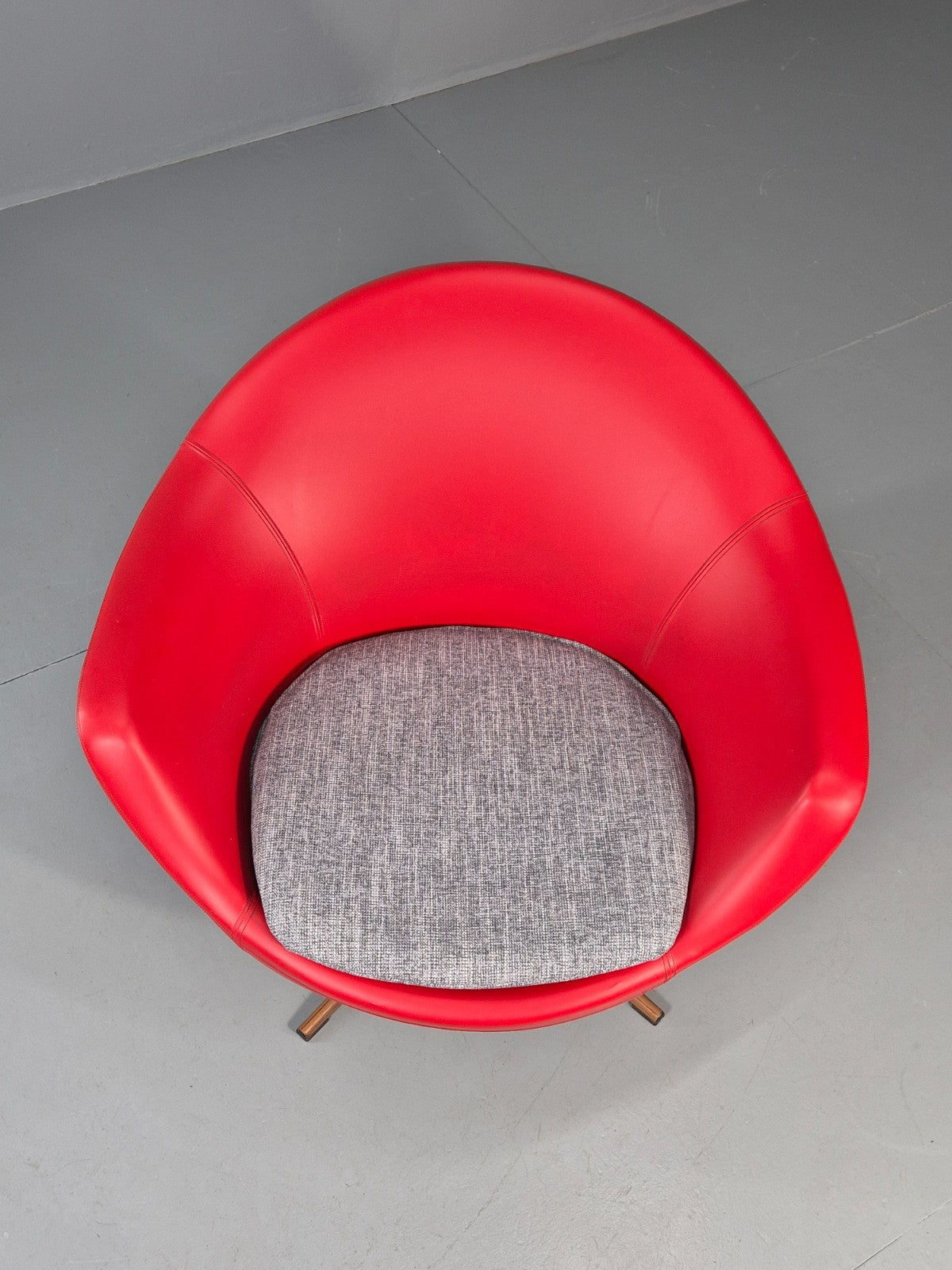 Vintage 1960s Swivel Chair Red Vinyl Grey Cushion Mid Century EB11706 MSWI2