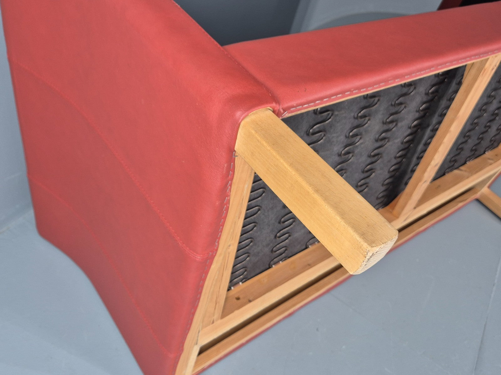 Vintage Danish 2 Seater Danish Skalma Red Leather 1980s Retro MCM EB10512 M2SS8