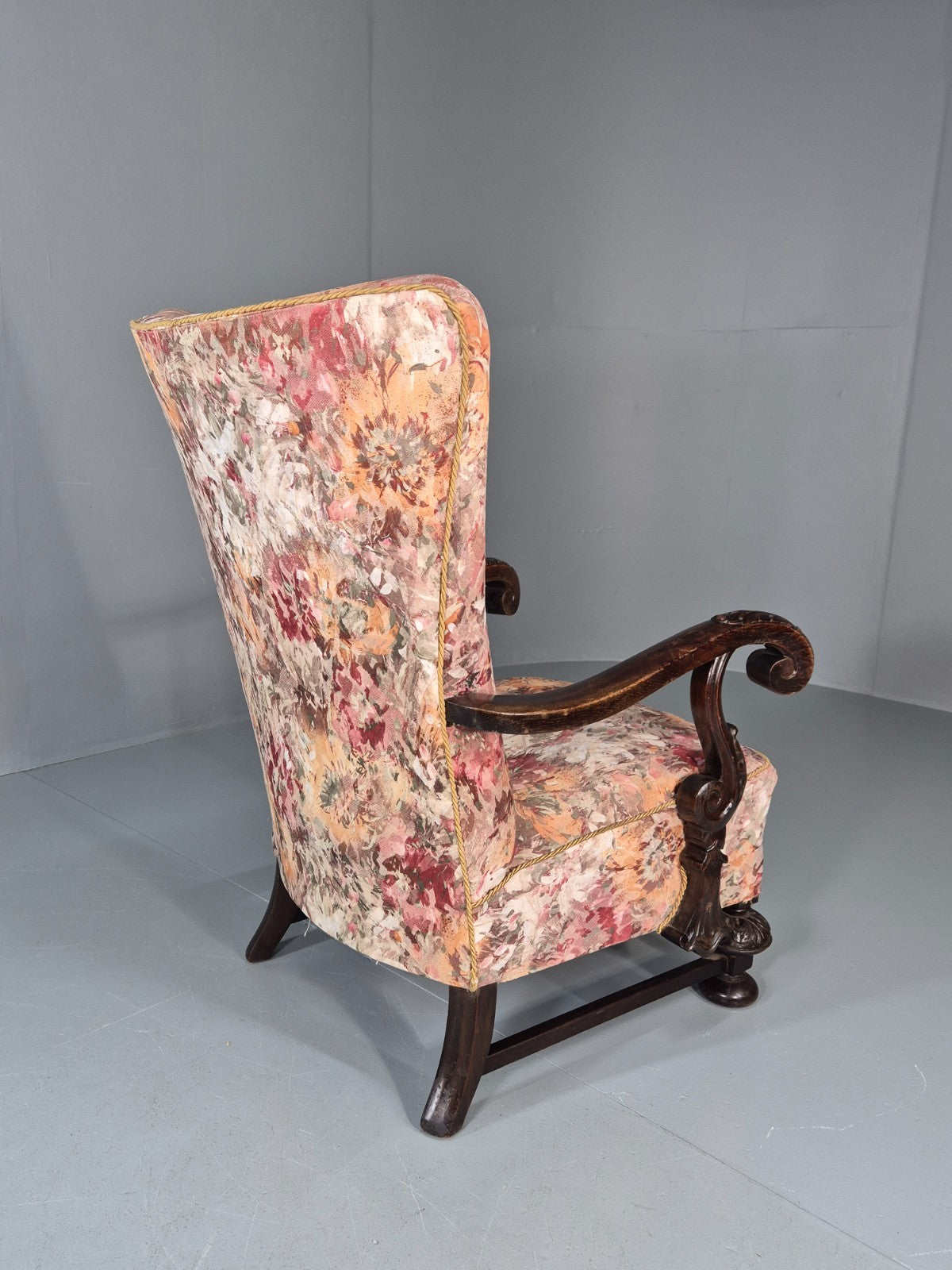 Vintage Carved Oak Chair Floral Fabric 1940s Traditional Curved EB10752 VCAR9