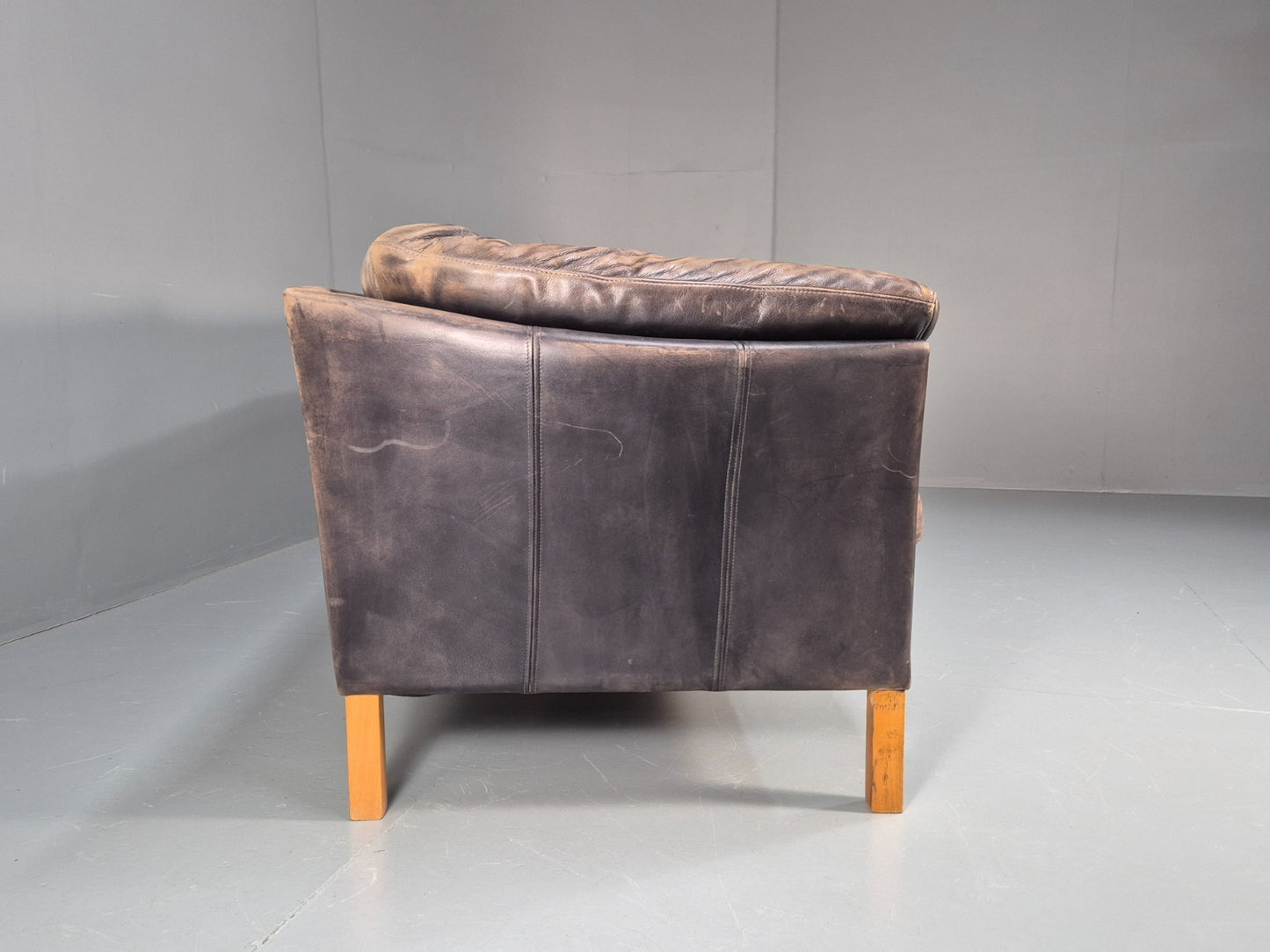 Vintage Mogens Hansen MH535 3 Seat Black Leather Sofa Danish EB10054 M3SS12