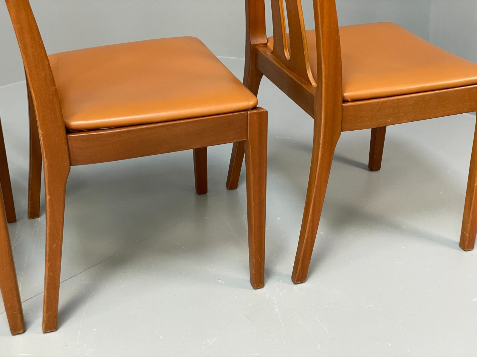 Vintage Nathan Tan Dining Chairs Set Of 4 Vinyl Mahogany 1970s EB9727 MDIN - UKDK FURNITURE