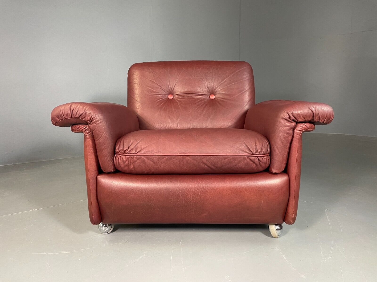 Vintage Danish Lounge Chair Cognac Leather Skippers MCM Retro EB6956 MNOR - UKDK FURNITURE