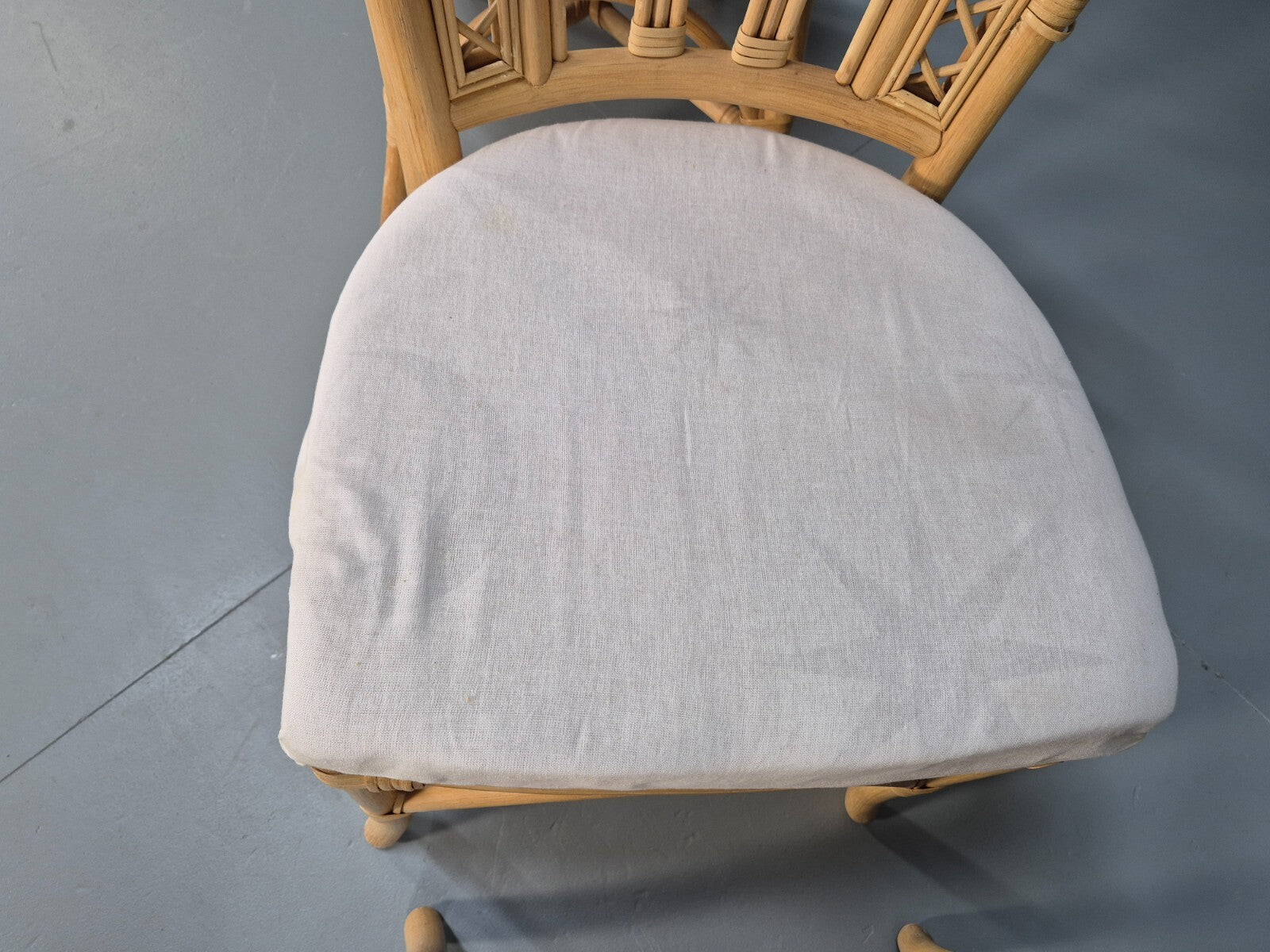 6 Vintage Cane Dining Chairs 1980s Retro 2 Carvers White Seat EB9704 VBER - UKDK FURNITURE