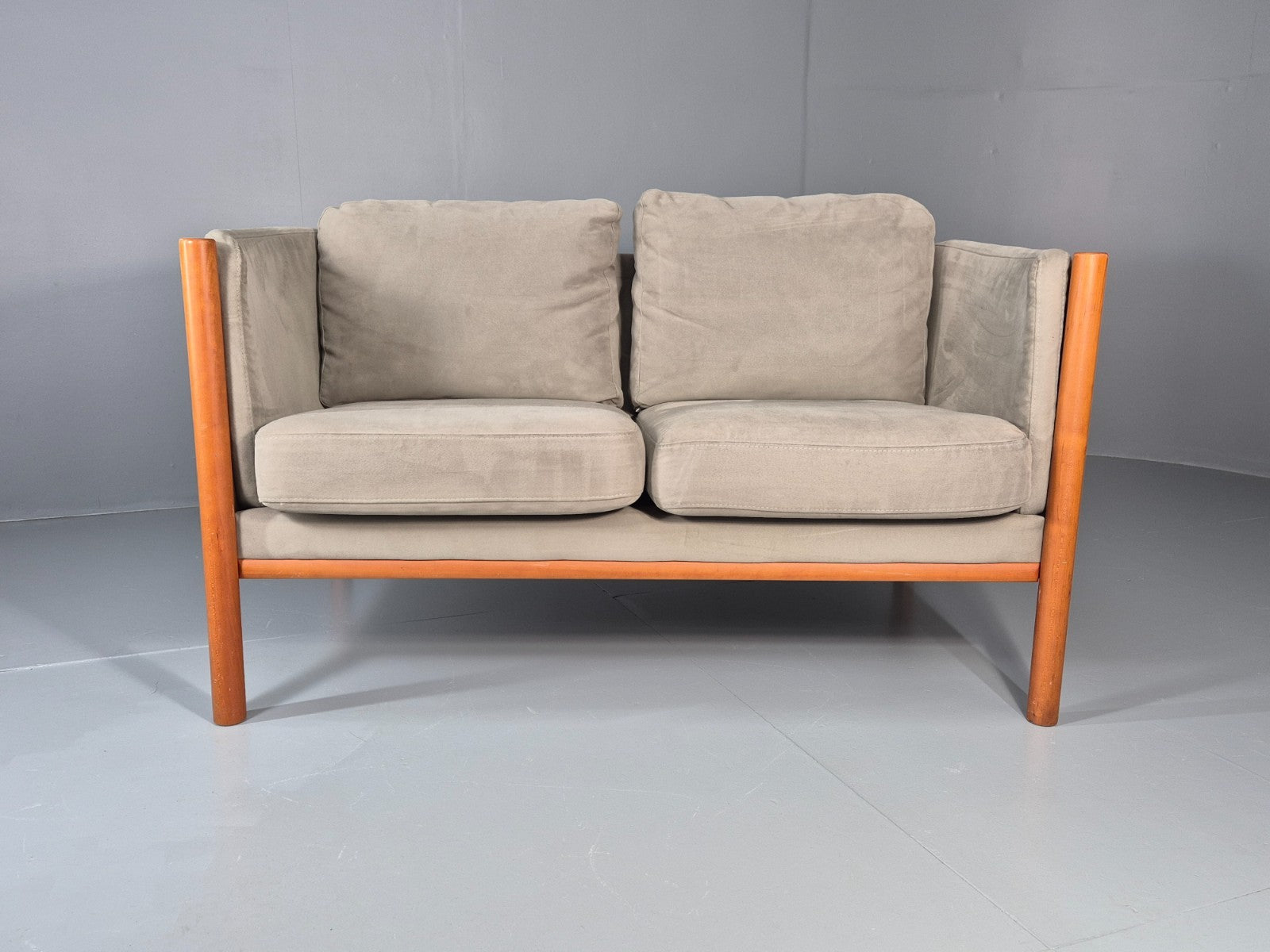 Vintage 2 Seat Settee Mid Century Danish Design Beech Wood Frame EB10508 M2SS4