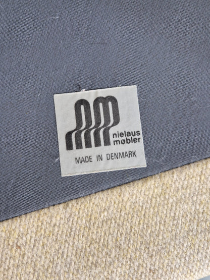 1970s Lounge Chair Vintage Denmark Nielaus Cream Wool MCM Retro EB11307 MNOR18