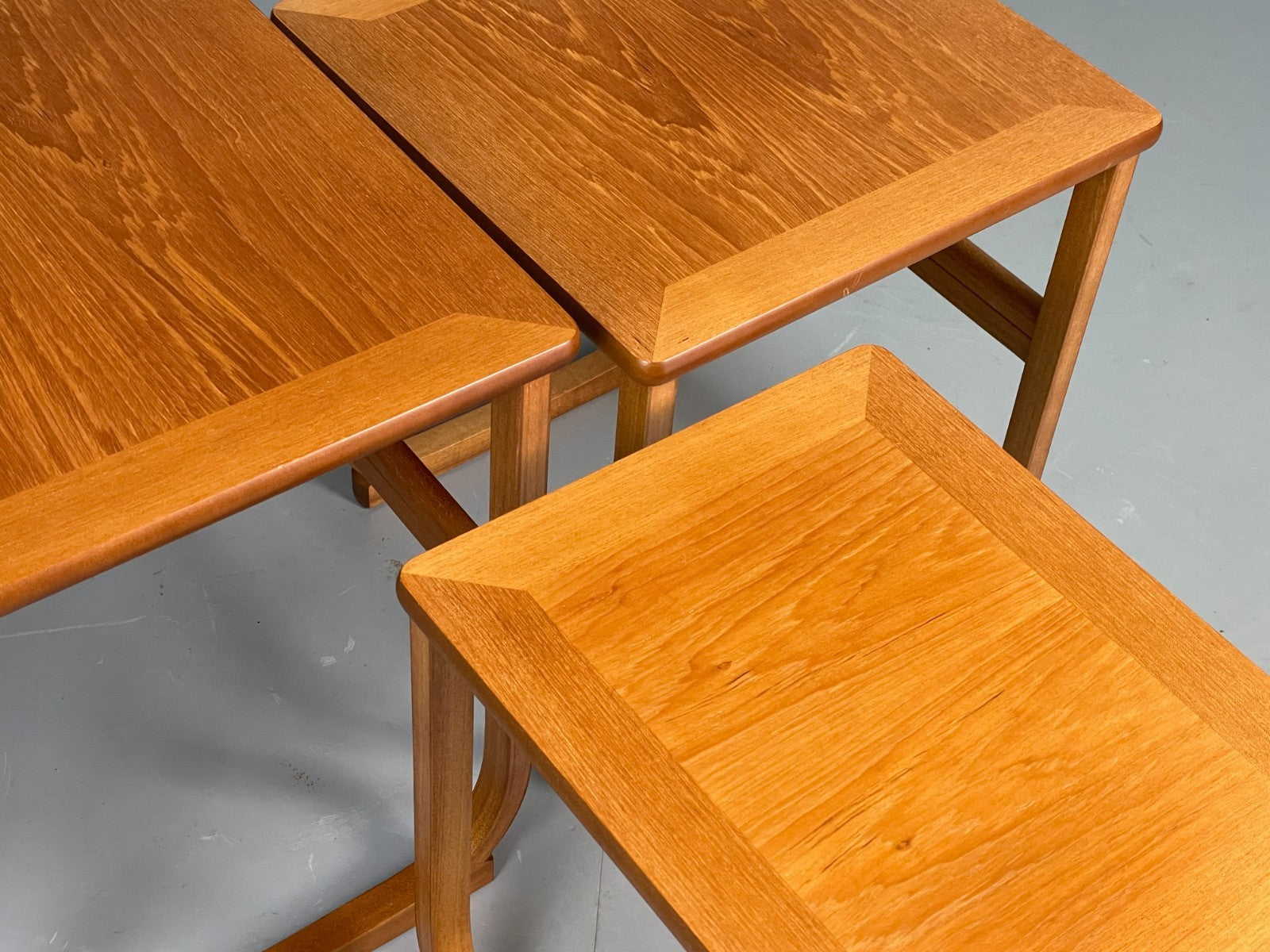 Vintage Nathan Side Tables 1980s Teak Nesting Set 3 Ply Frame EB11549 MWOO15