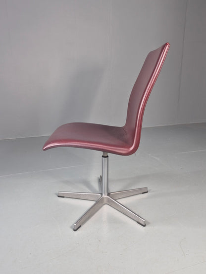 Vintage Fritz Hansen Oxford Chair Arne Jacobsen Design 2004 MCM EB11755 MSWI7