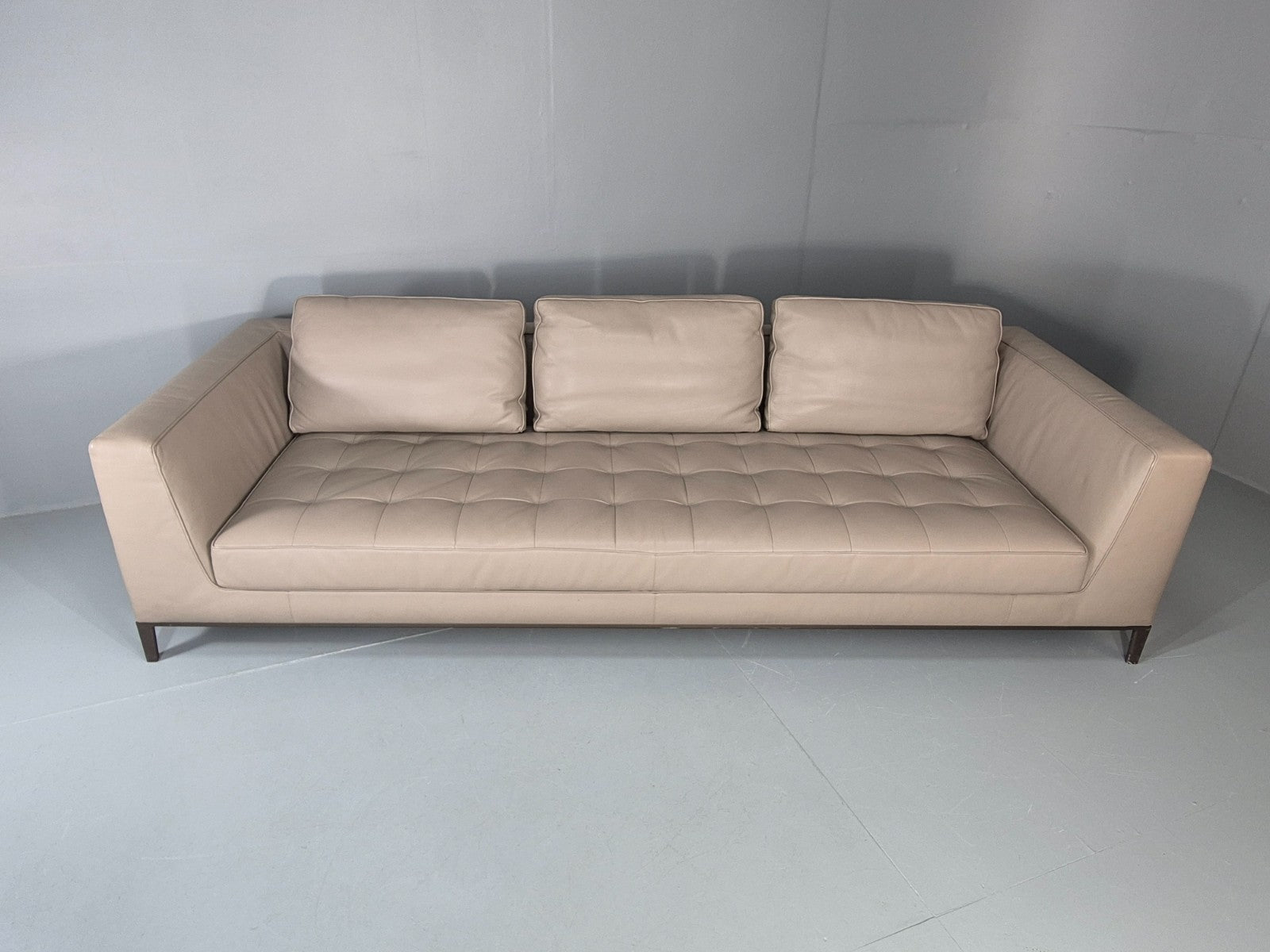 Maxalto Four Seater Sofa Grey Leather Italian Quality Lucrezia EB11269 M4SS6