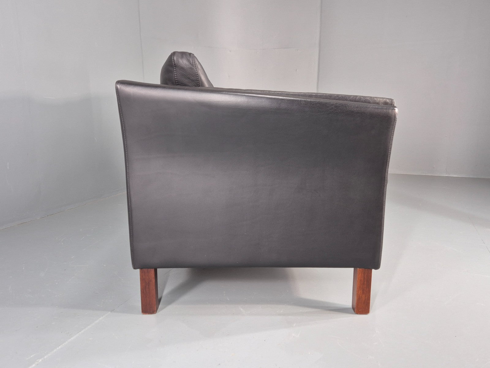 Vintage 2 Seat Sofa Danish Black Leather Mid Century Retro 1980s EB10473 M2SS12
