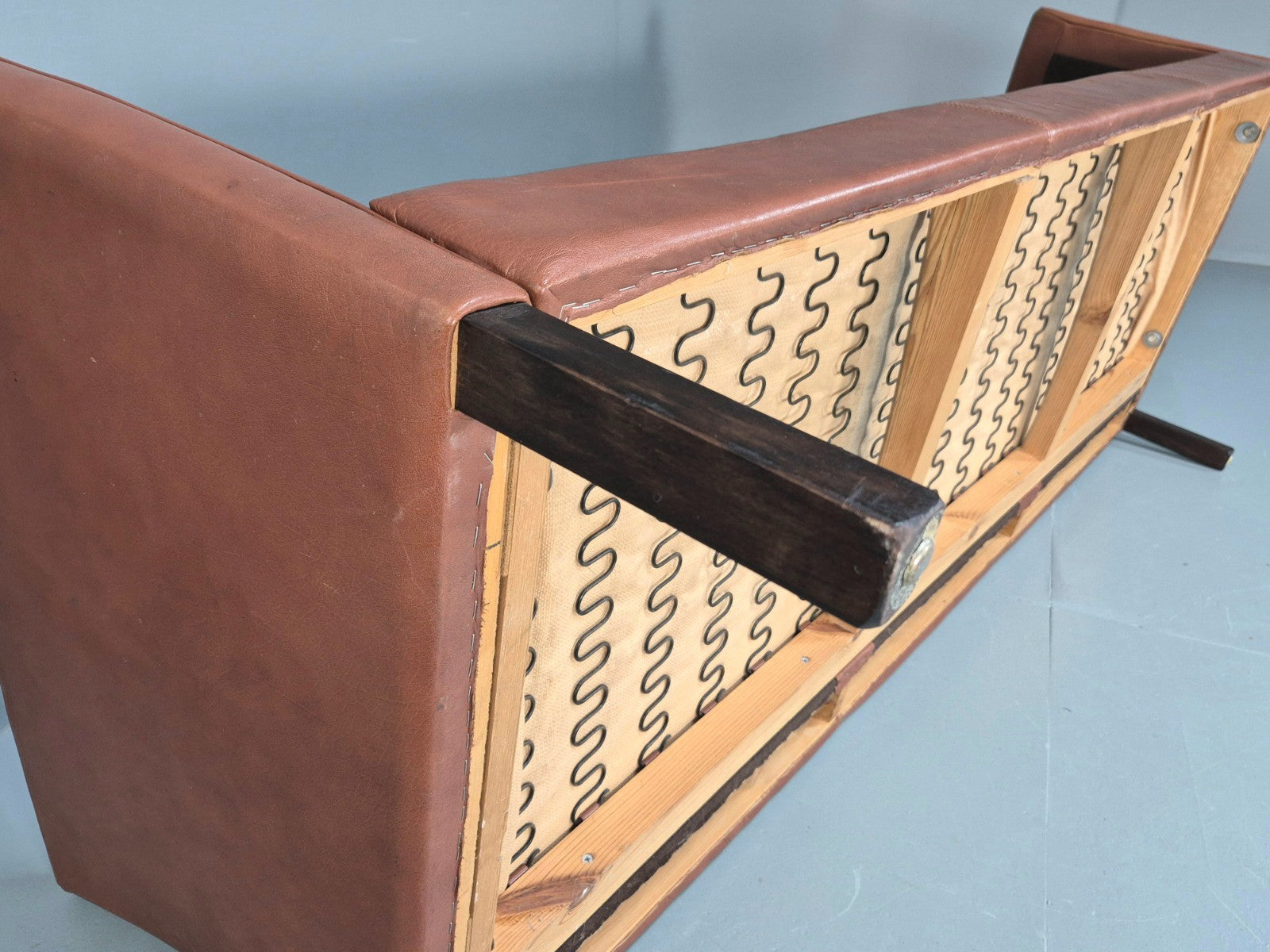 Retro Tan Leather Three Seater Sofa Vintage Danish Mid Century 1970 EB10078 M3SS9