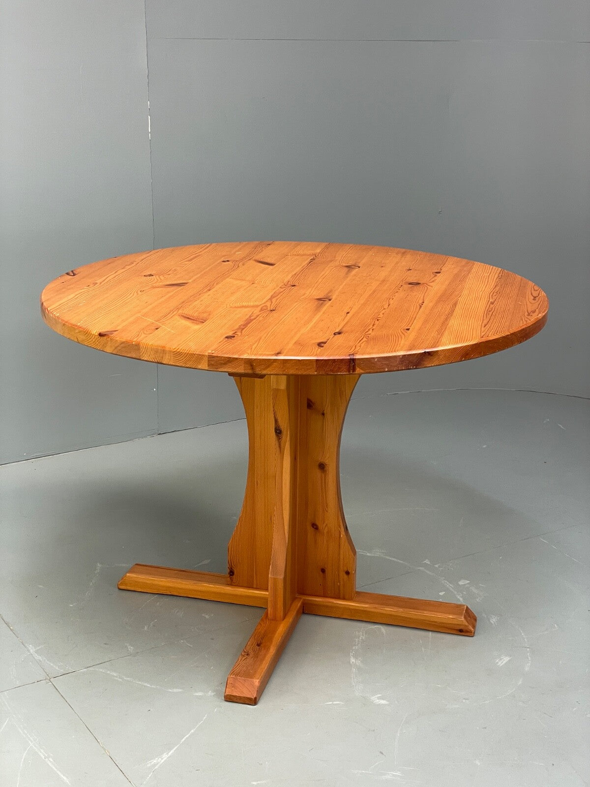 Vintage Round Solid Pine Dining Table By Hamlet Furniture 1970s EB9521 MWOO - UKDK FURNITURE