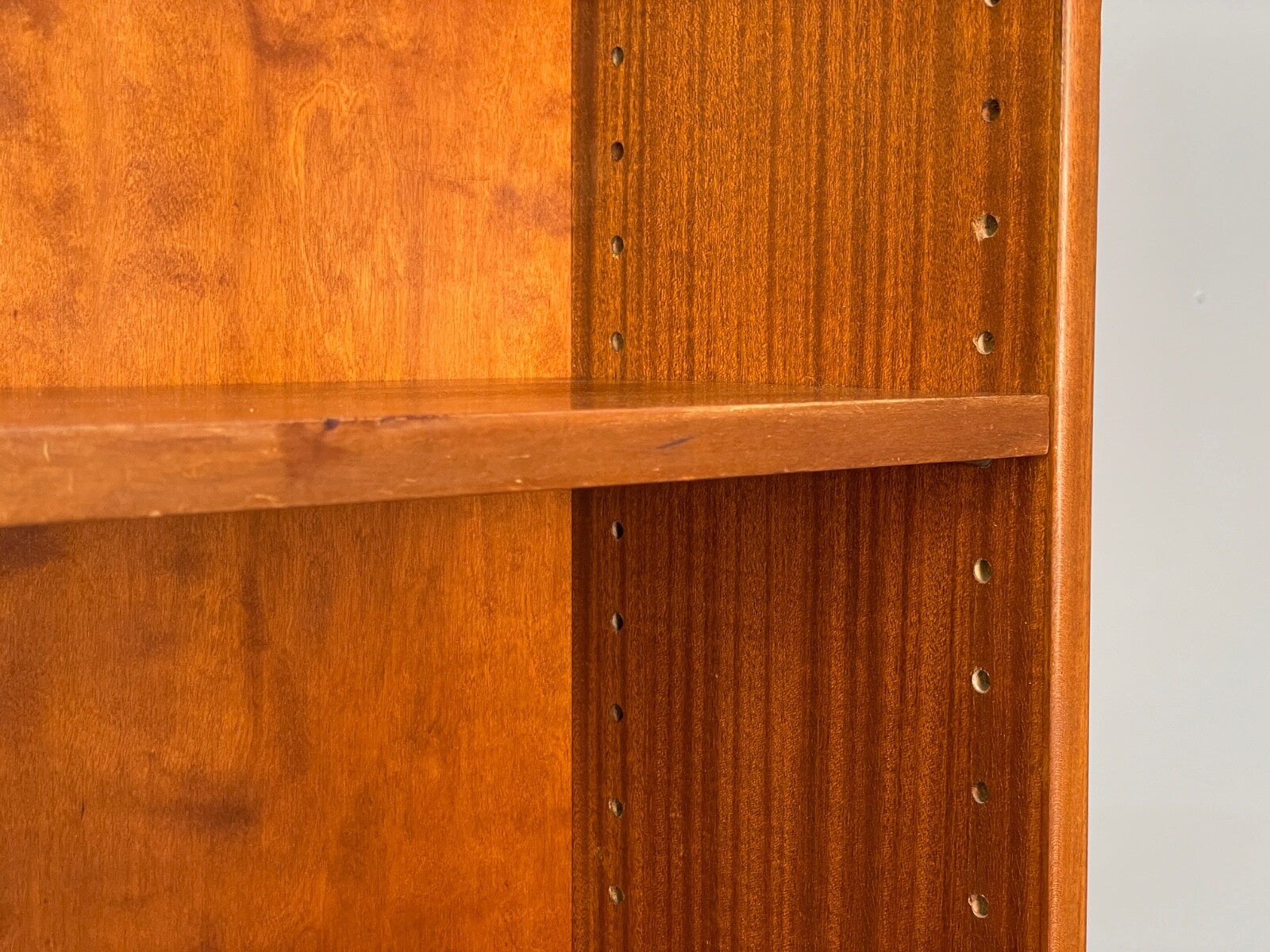 Vintage Danish Walnut Bookcase 1950s Retro Adjustable Shelving EB8812 MWOO - UKDK FURNITURE