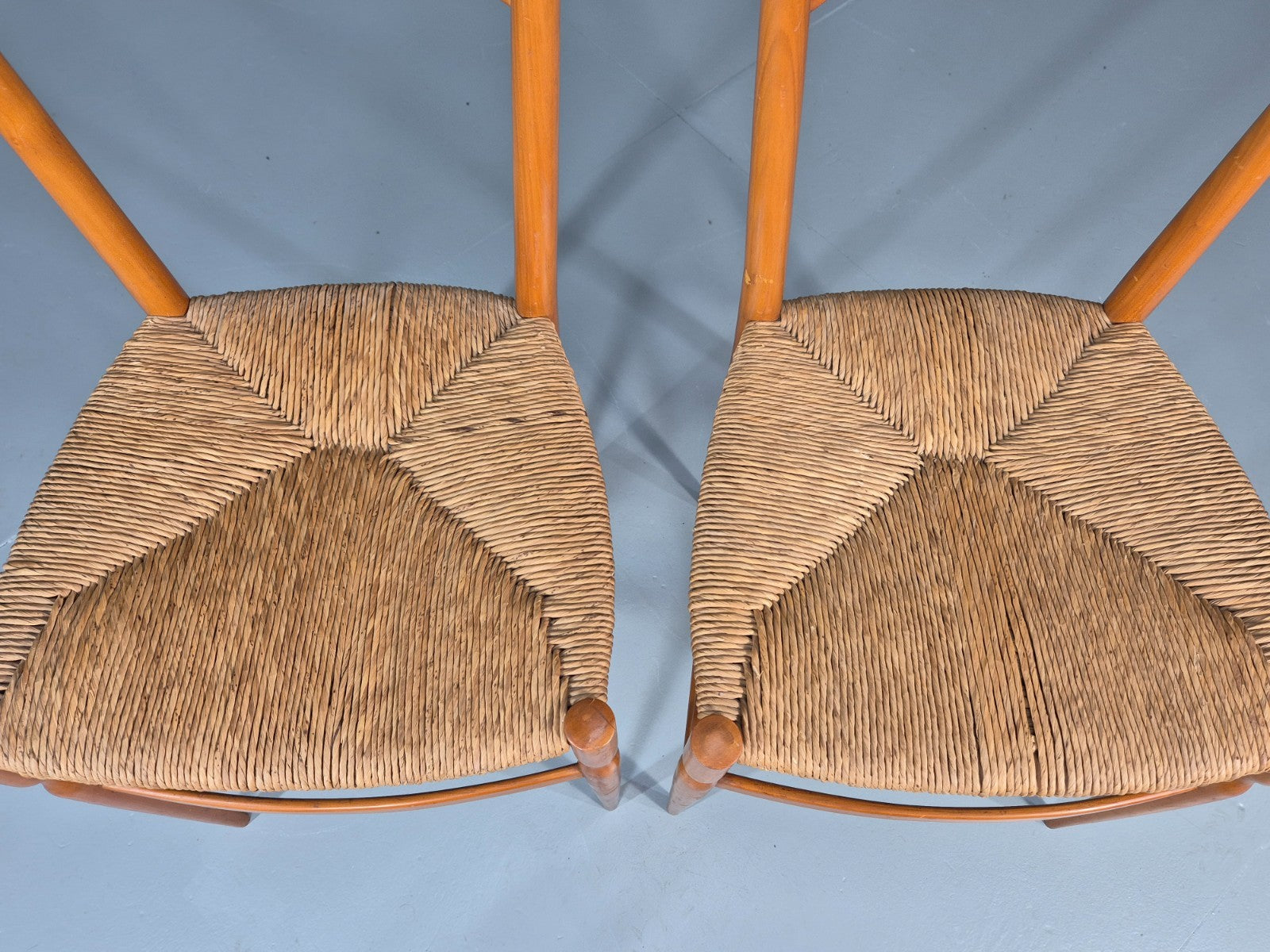 2 1950s Italian Wanut Dining Chairs Chiavari Mid Century Modern EB11781 MDIN10