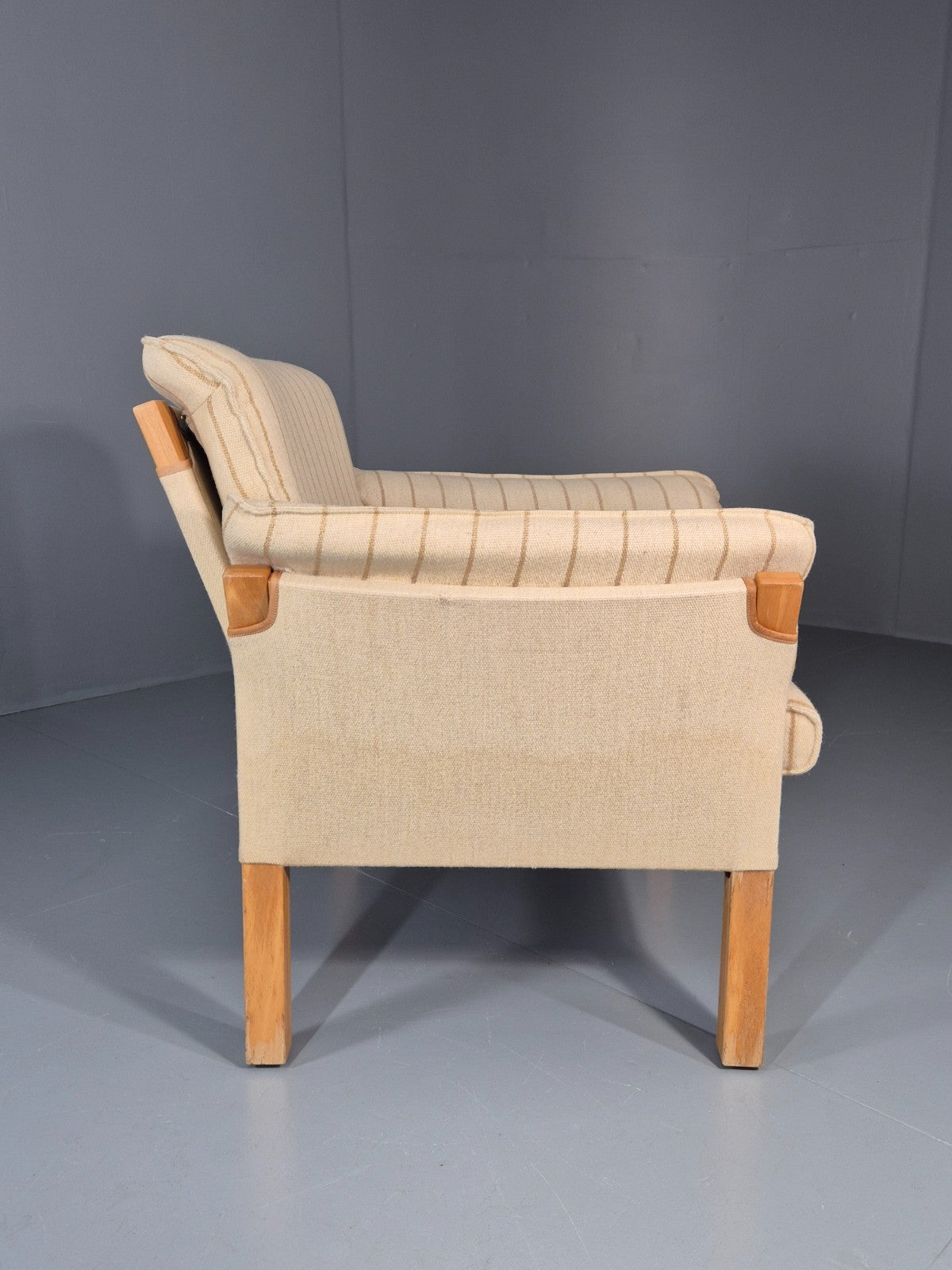 1970s Lounge Chair Vintage Denmark Nielaus Cream Wool MCM Retro EB11307 MNOR4