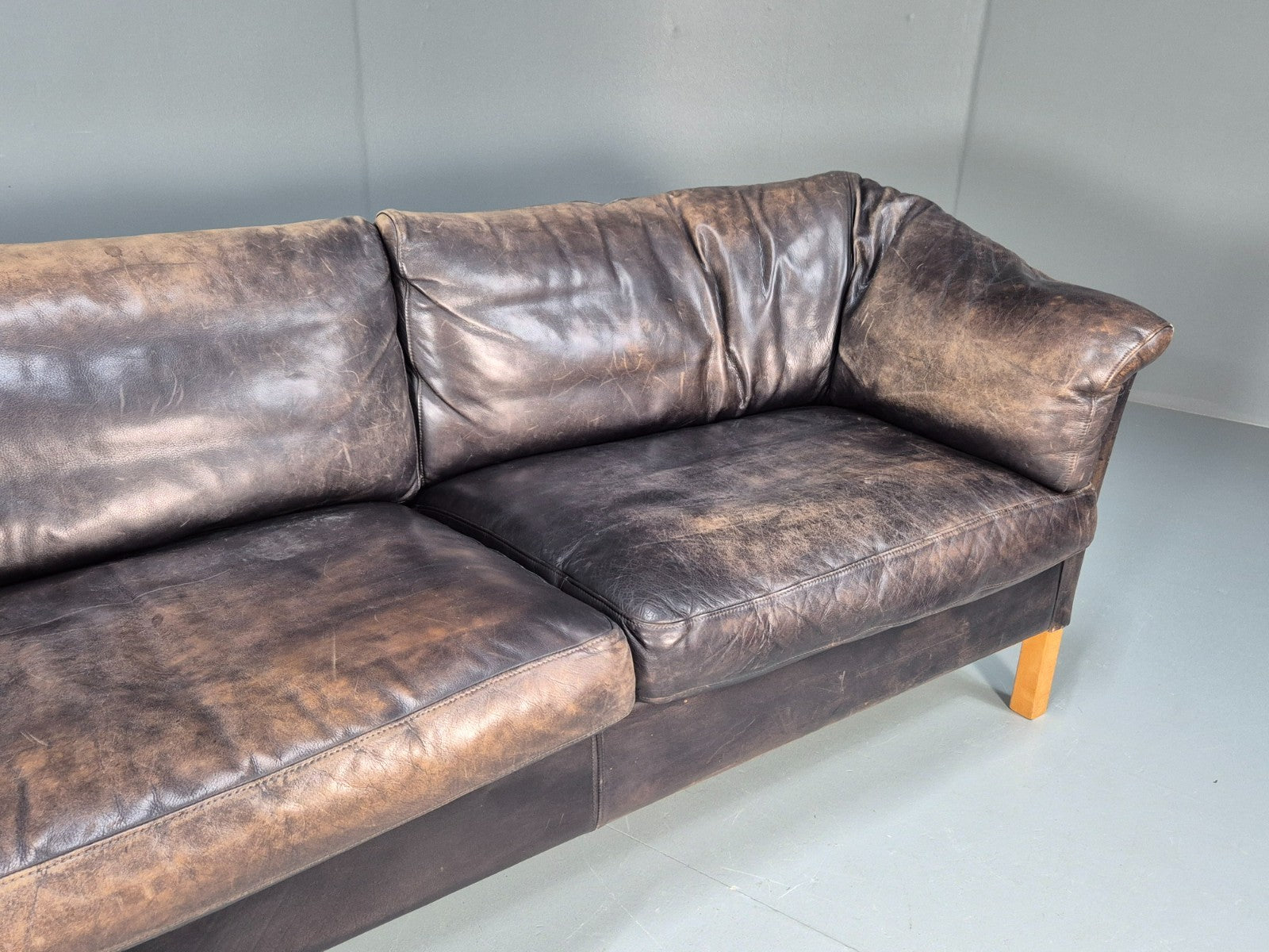 Vintage Mogens Hansen MH535 3 Seat Black Leather Sofa Danish EB10054 M3SS3