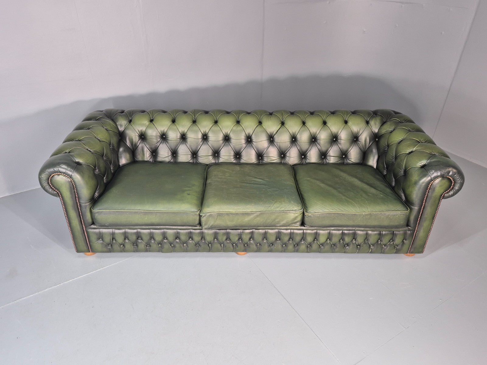 3 Seater Chesterfield Sofa Green Leather Studded Vintage EB11024 VCHE4