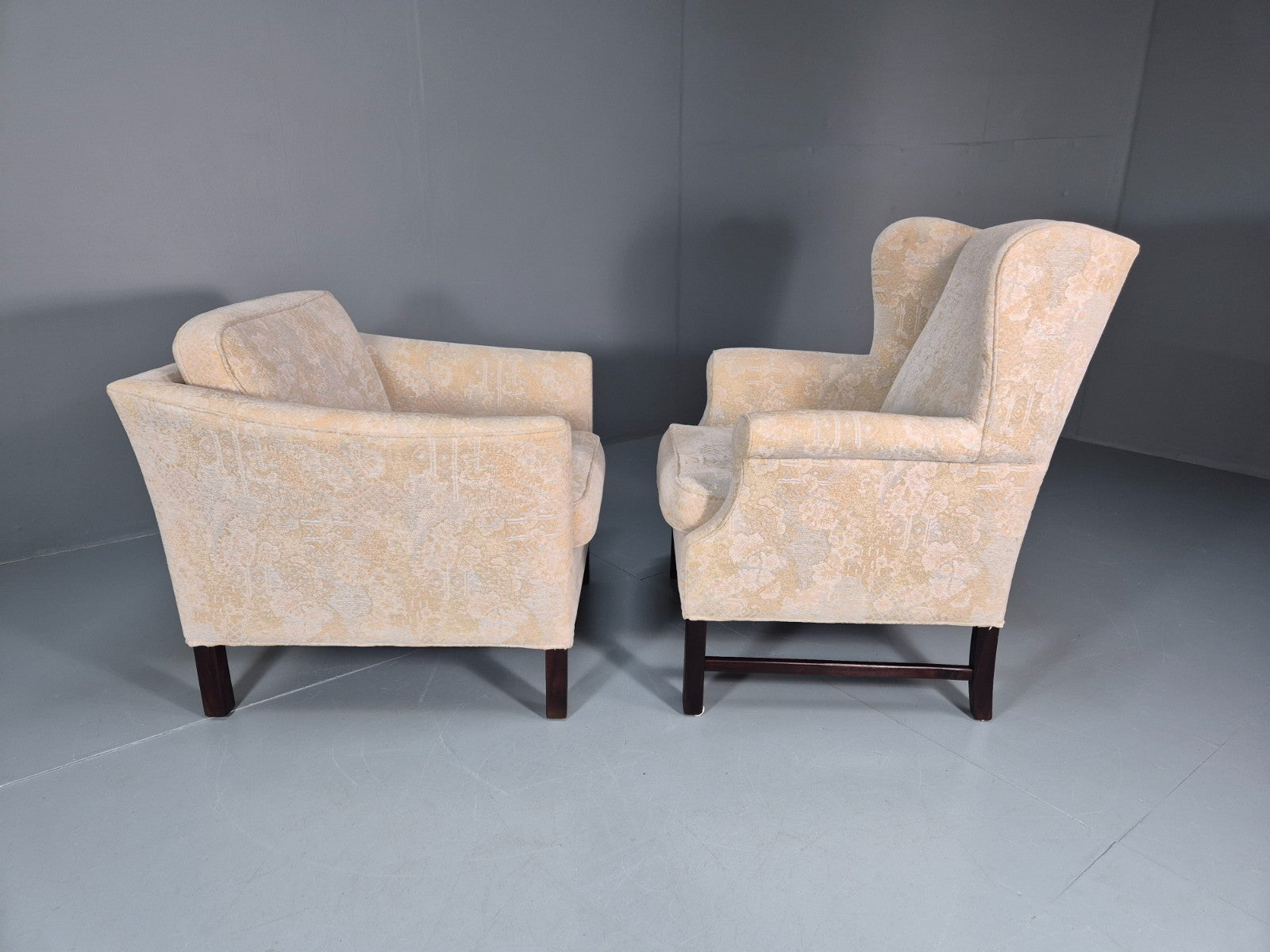 2 1970s Retro LOunge Chairs Danish Floral Cream Upholstery EB10764 VCLO11