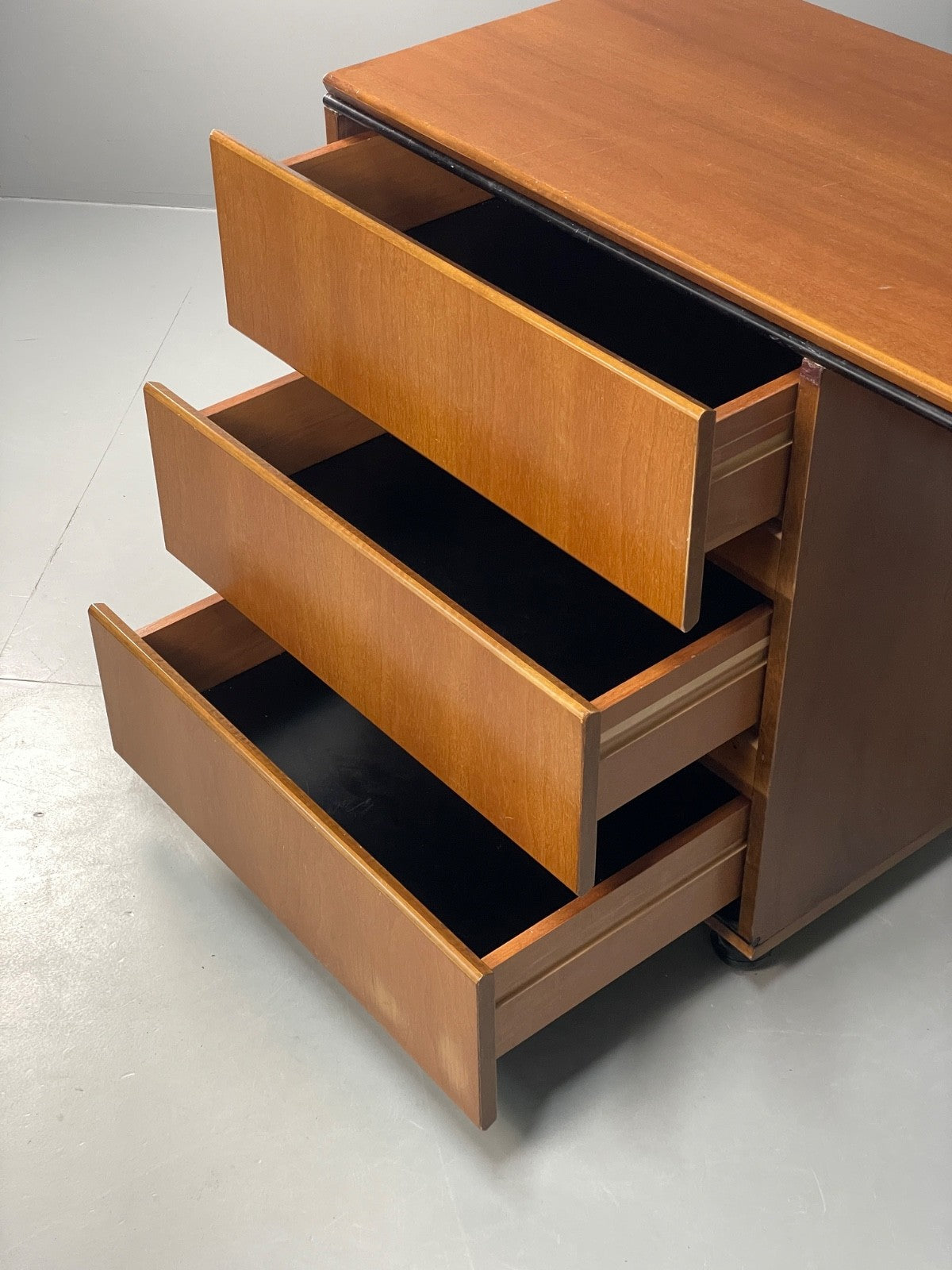 Vintage 1980s Cherry Desk Three Drawers Ball Feet Post Modern EB11058 MWOO11