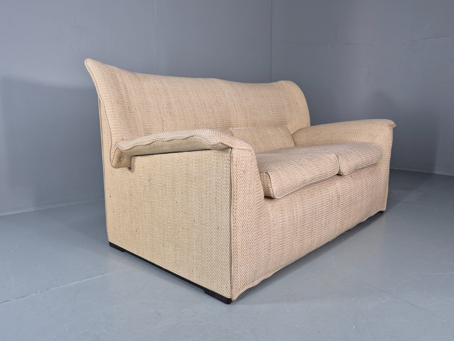 Afra and Tobia Scarpa for B and B Italia Two Seater  Lauriana 80s EB11007 M2SS10