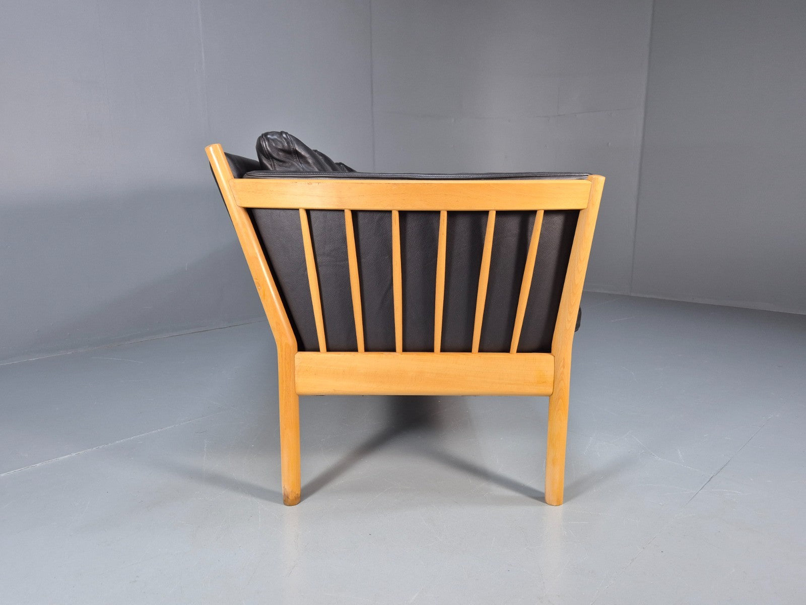 Mid Century Three Seater Sofa Beech Ends Black Leather 1980s Retro EB10399 M3SS12