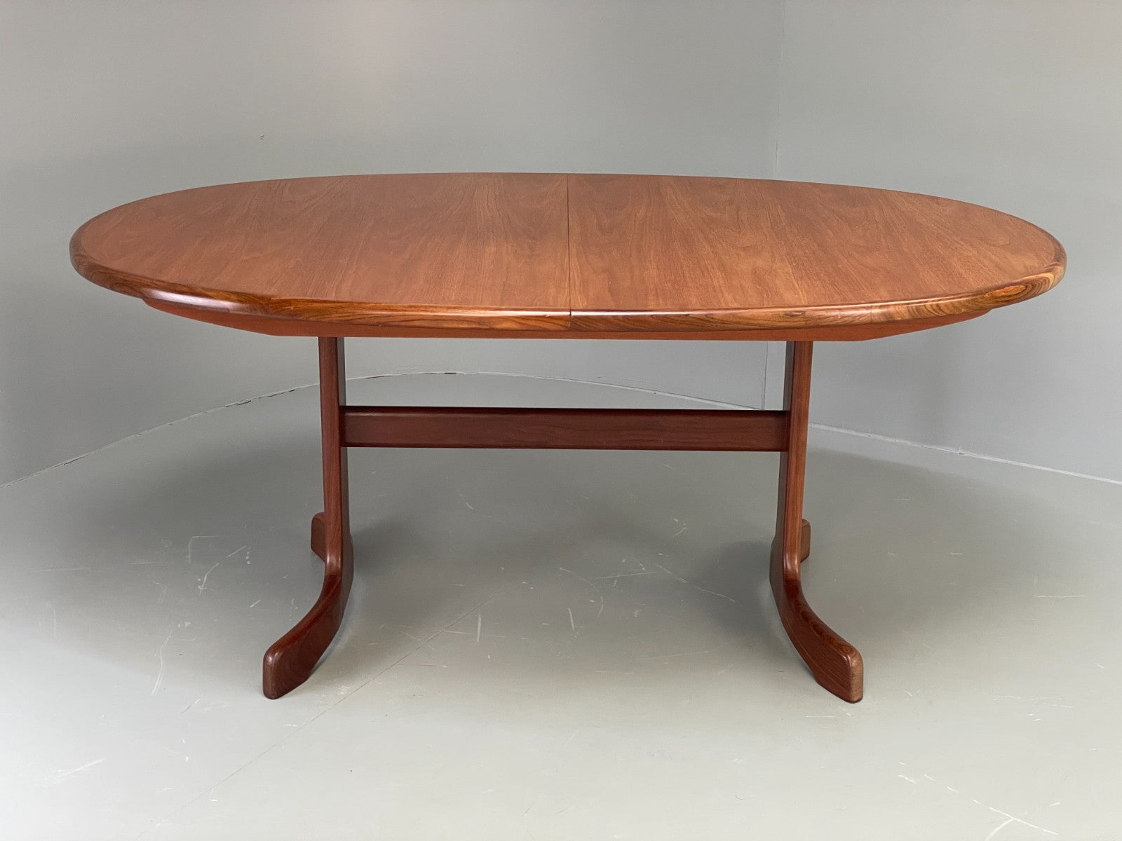 G Plan Dining Table Oval Teak Fresco 1960s Vintage Mid Century EB11860 MWOO19