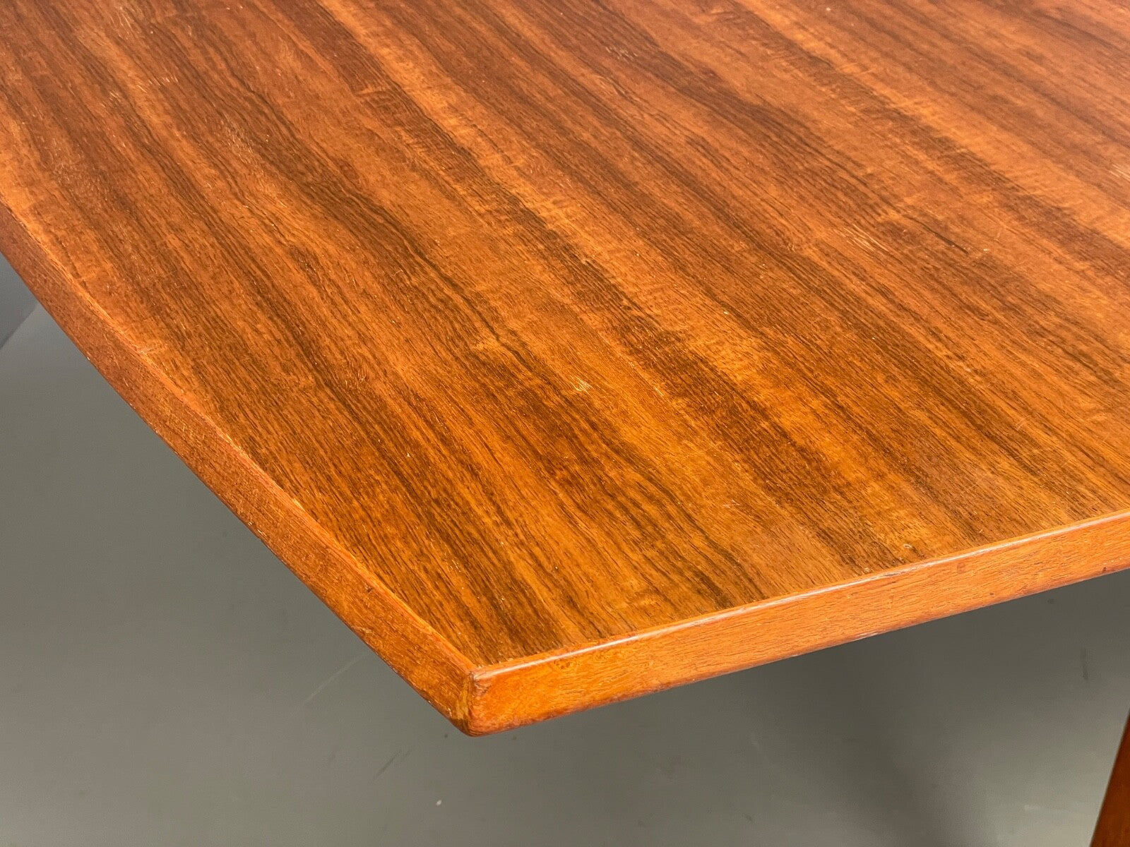 Vintage Gordon Russell Dining Table Extending Walnut & Teak 1960s EB9517 MWOO - UKDK FURNITURE