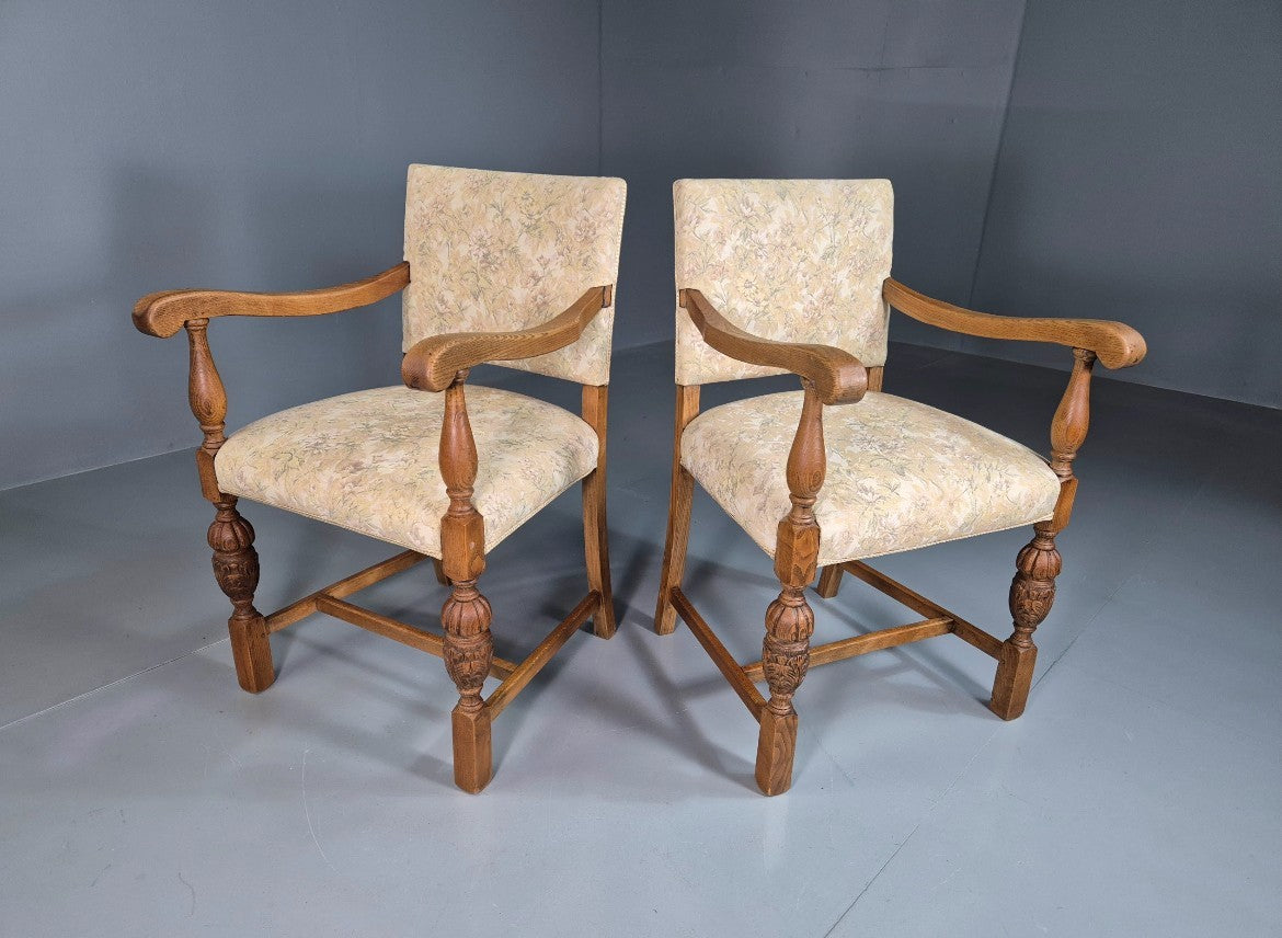 2 Antique Hall Chairs in Oak Frame and Floral Upholstery EB7362 VCAR0