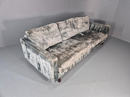 Huge 4 Seater Settee Turquoise Velvet ex Hotel Modern Design Retro EB11774 M4SS10