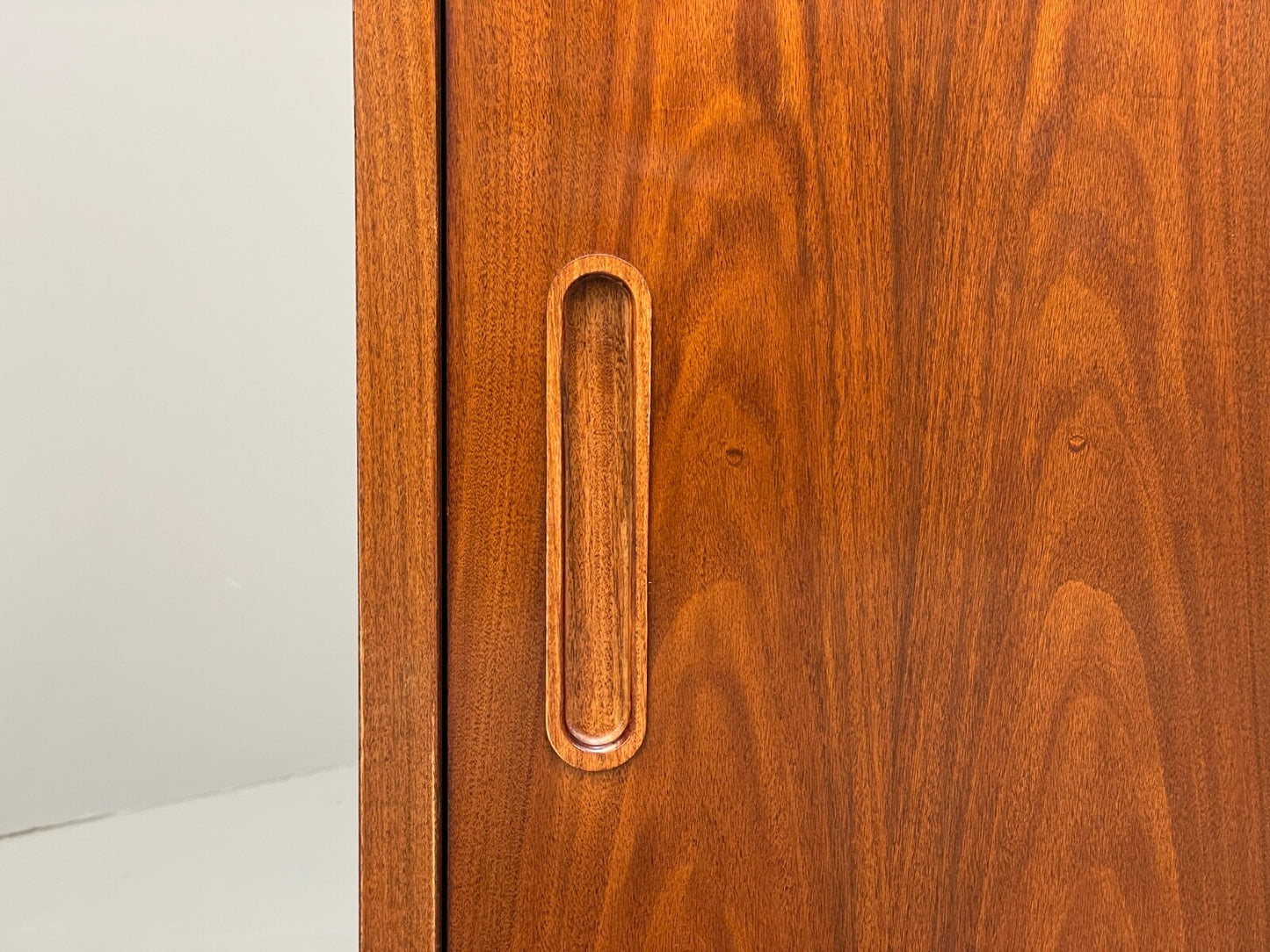 Vintage Danish Compact Sideboard By Hundevad Shelving Retro 1970s EB9442 MWOO - UKDK FURNITURE