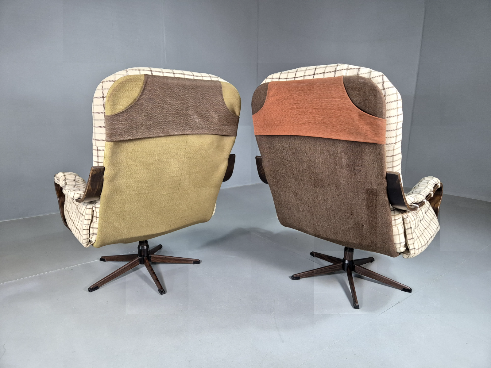 2 Vintage Swivel Chairs Cream Checkered Wool Bentwood Retro MCM EB7192 MBEN6