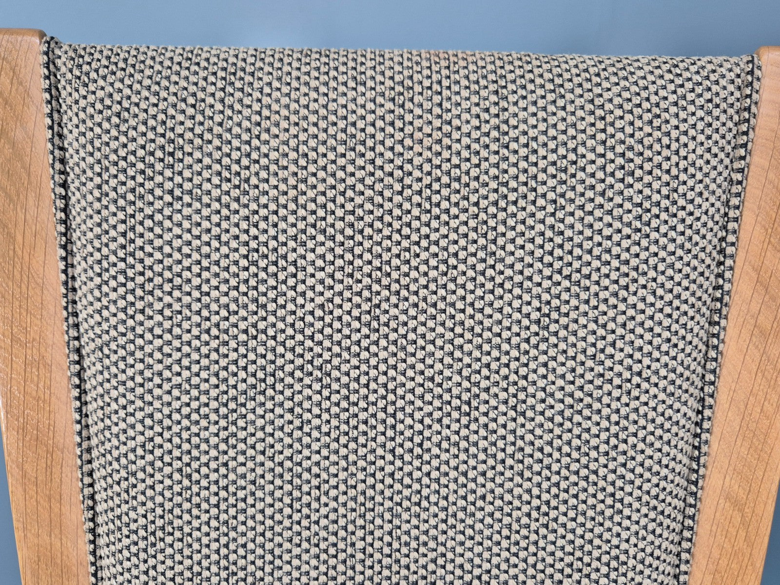 8050337