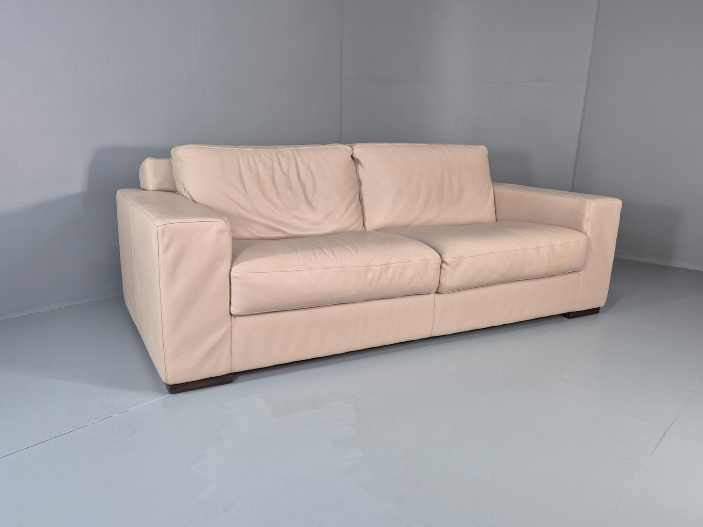 Vintage Natuzzi 2 Seat Sofa Cream Leather Modern Design EB11650 M2SS0