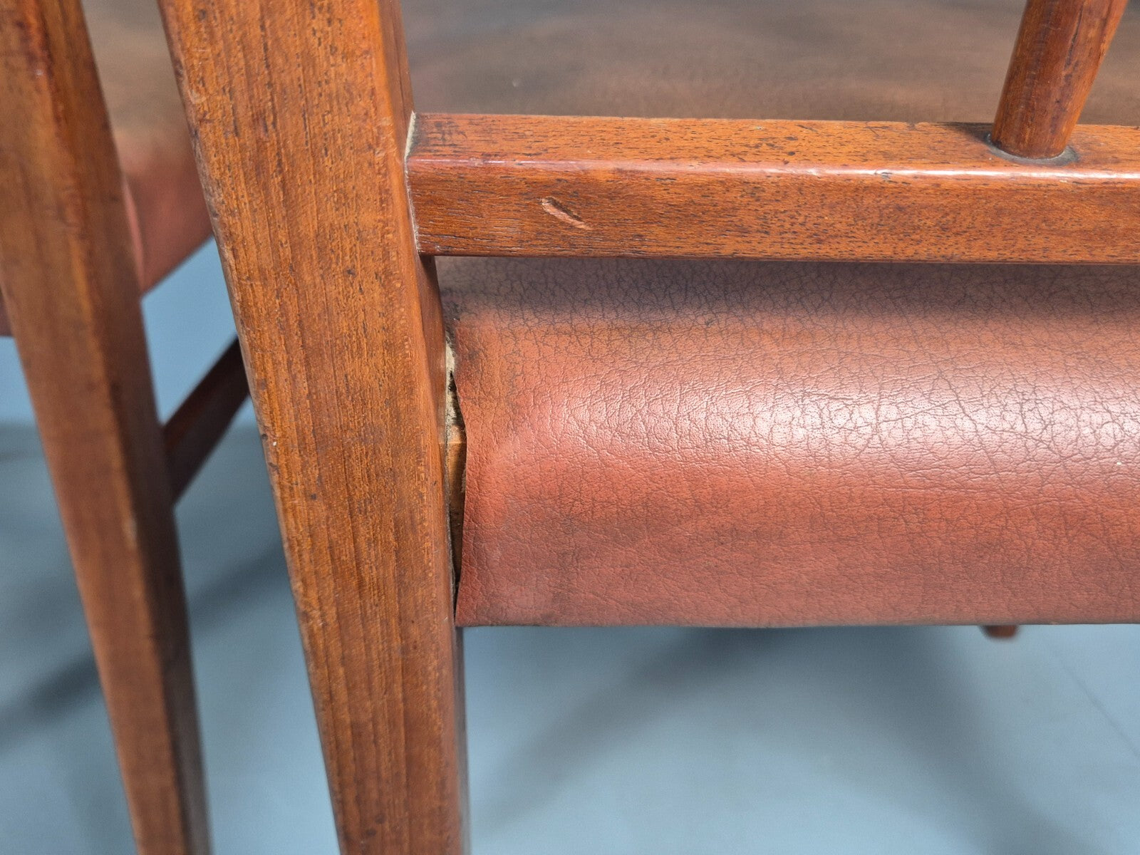 4 Gordon Russell Teak Dining Chairs Brown Vinyl 1960s Retro MCM EB9681 MDIN - UKDK FURNITURE
