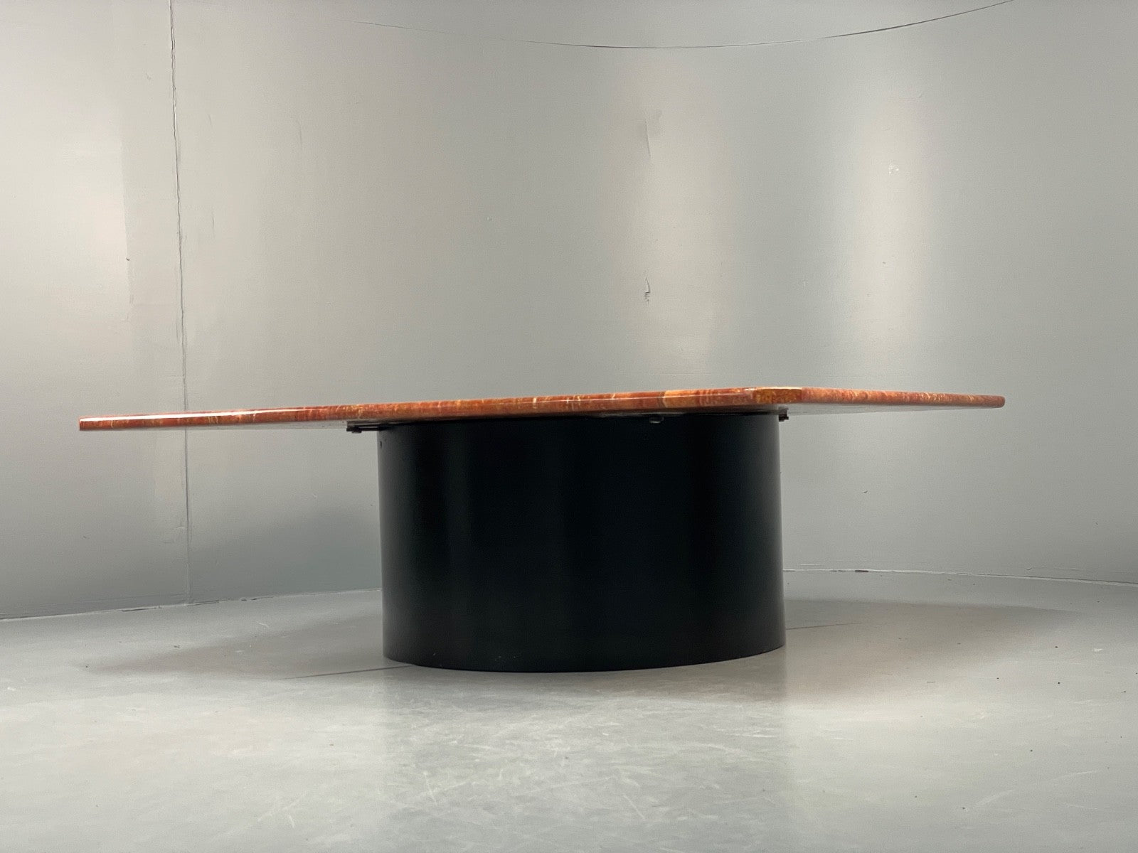 B&B Italia Coffee Table Afra & Tobia Scarpa Post Modern 1970s EB11048 MWOO11