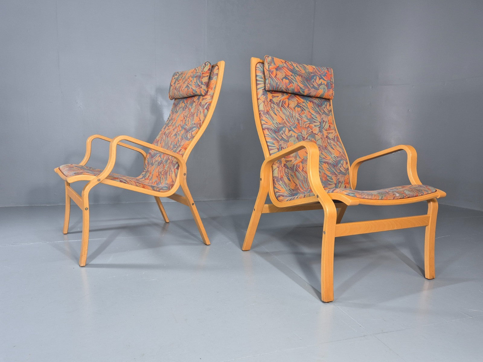 2  Vintage Bentwood Lounge Chairs Finn Ostergaard 1980s Retro MCM EB111339 MBEN2