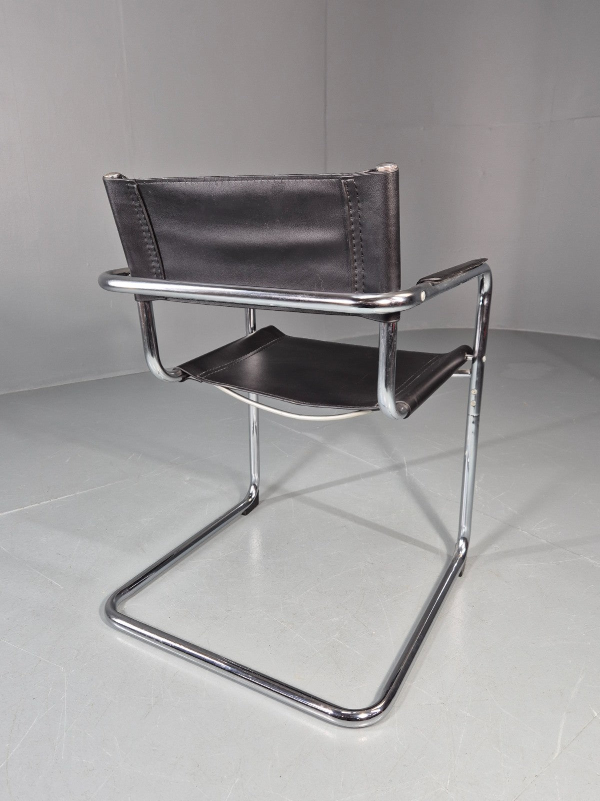 Vintage Leather and Chrome MG5 Bauhaus Style Elbow Chair 1980s EB11216 MNOR9