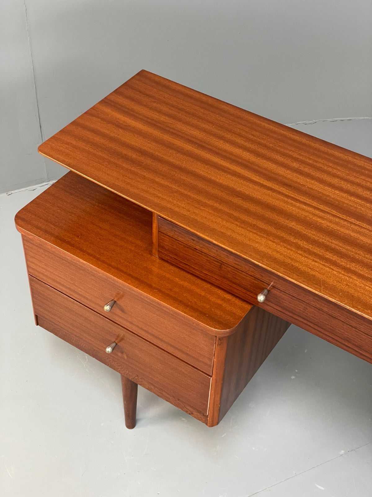 Vintage Austinsuite Teak Dresser 1950s TV Stand Austinsuite Retro EB11699 MWOO3