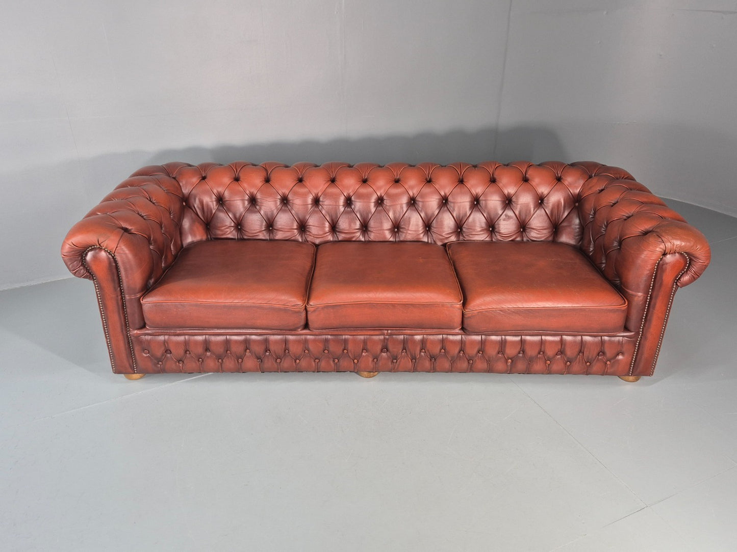 3 Seater Chesterfield Sofa Red Leather Studded Vintage EB10925 VCHE4