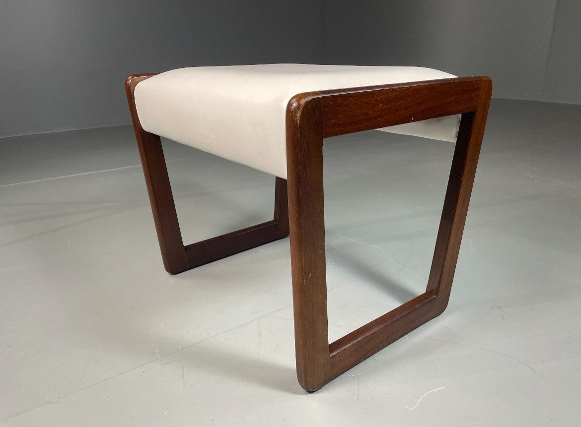 Vintage Stool 1970s Retro Teak and White Vinyl EB6562 MFOO4