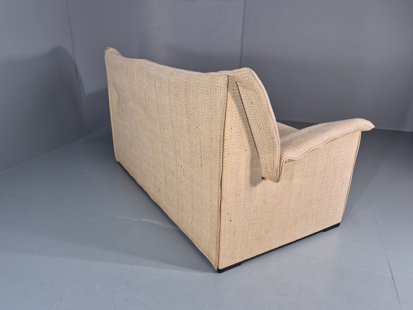 Afra and Tobia Scarpa for B and B Italia Two Seater  Lauriana 80s EB11007 M2SS13