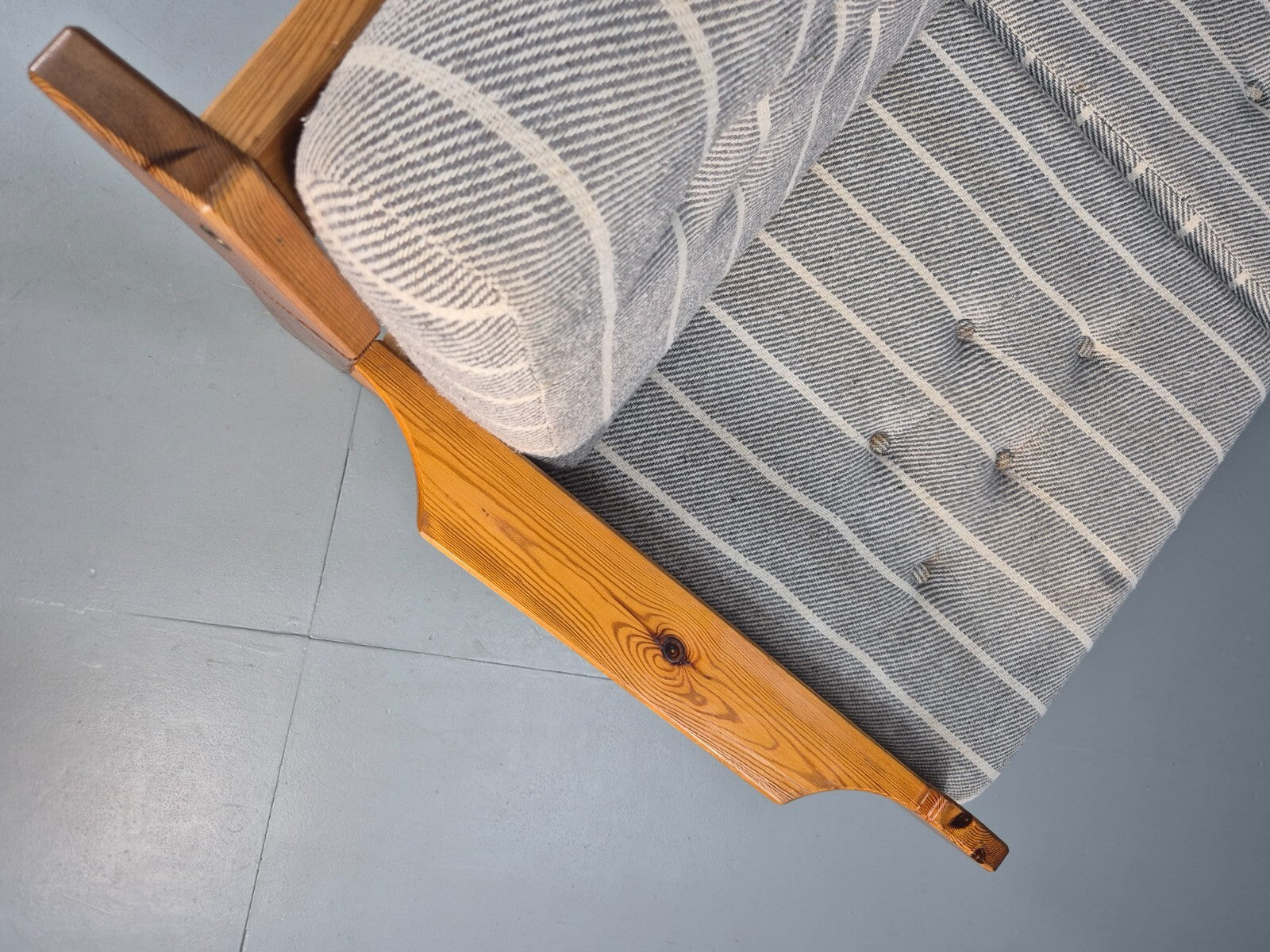 Vintage 3 Seater Pine Sofa Danish 1970s Retro Design Grey Striped EB9373 M3SS - UKDK FURNITURE