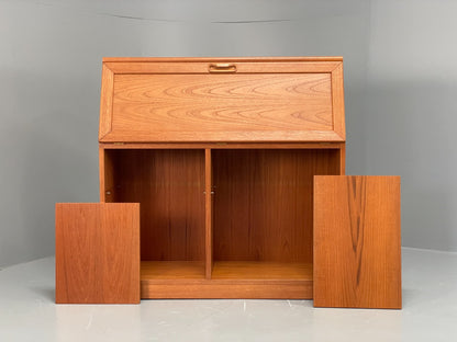 Vintage Teak Writing Desk Bureau By G Plan 1970s Retro Shelving EB11855 MWOO15