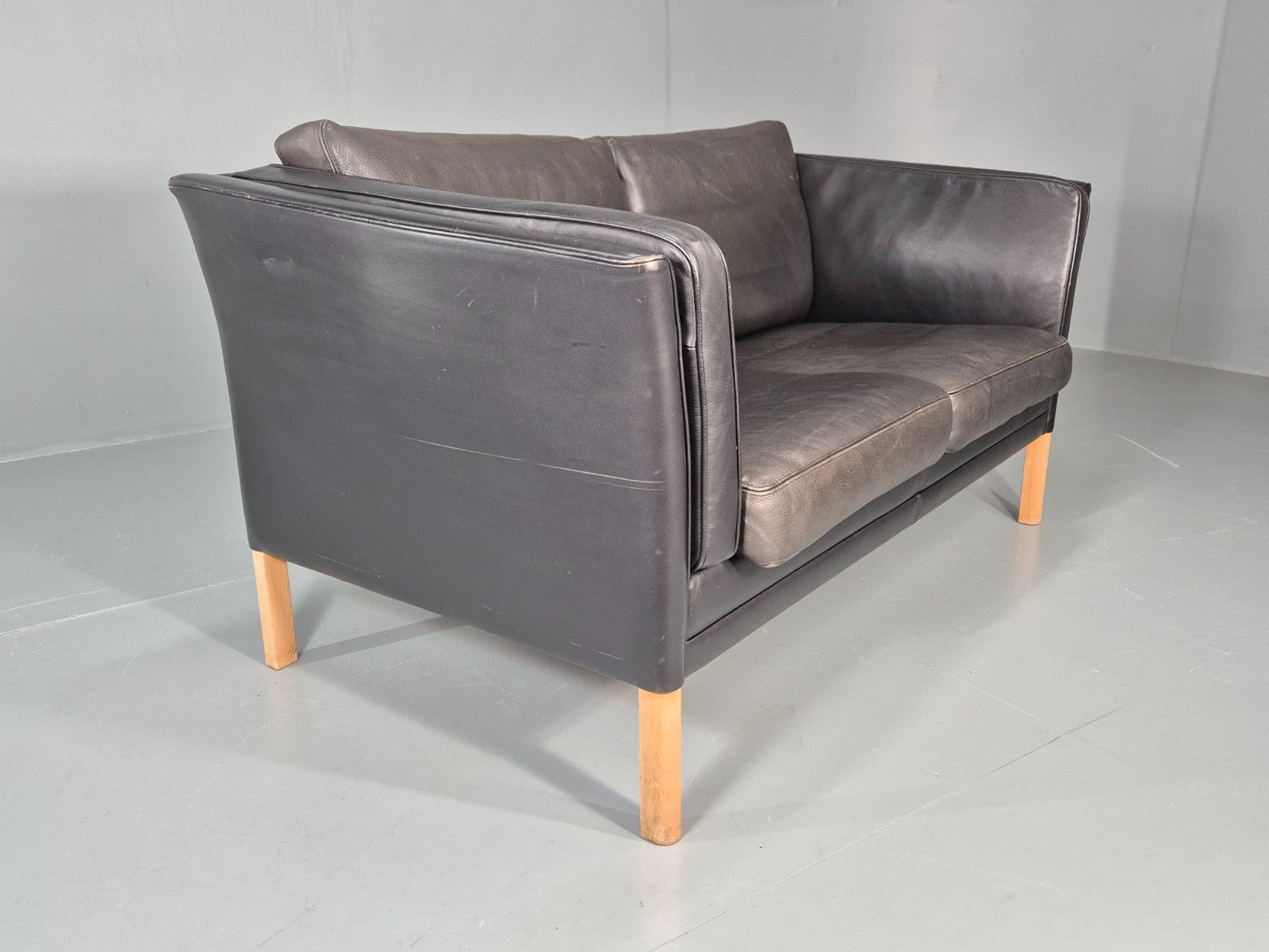 Vintage Danish Two Seater Leather Sofa Quality Feather Filled Retro EB11643 M2SS8