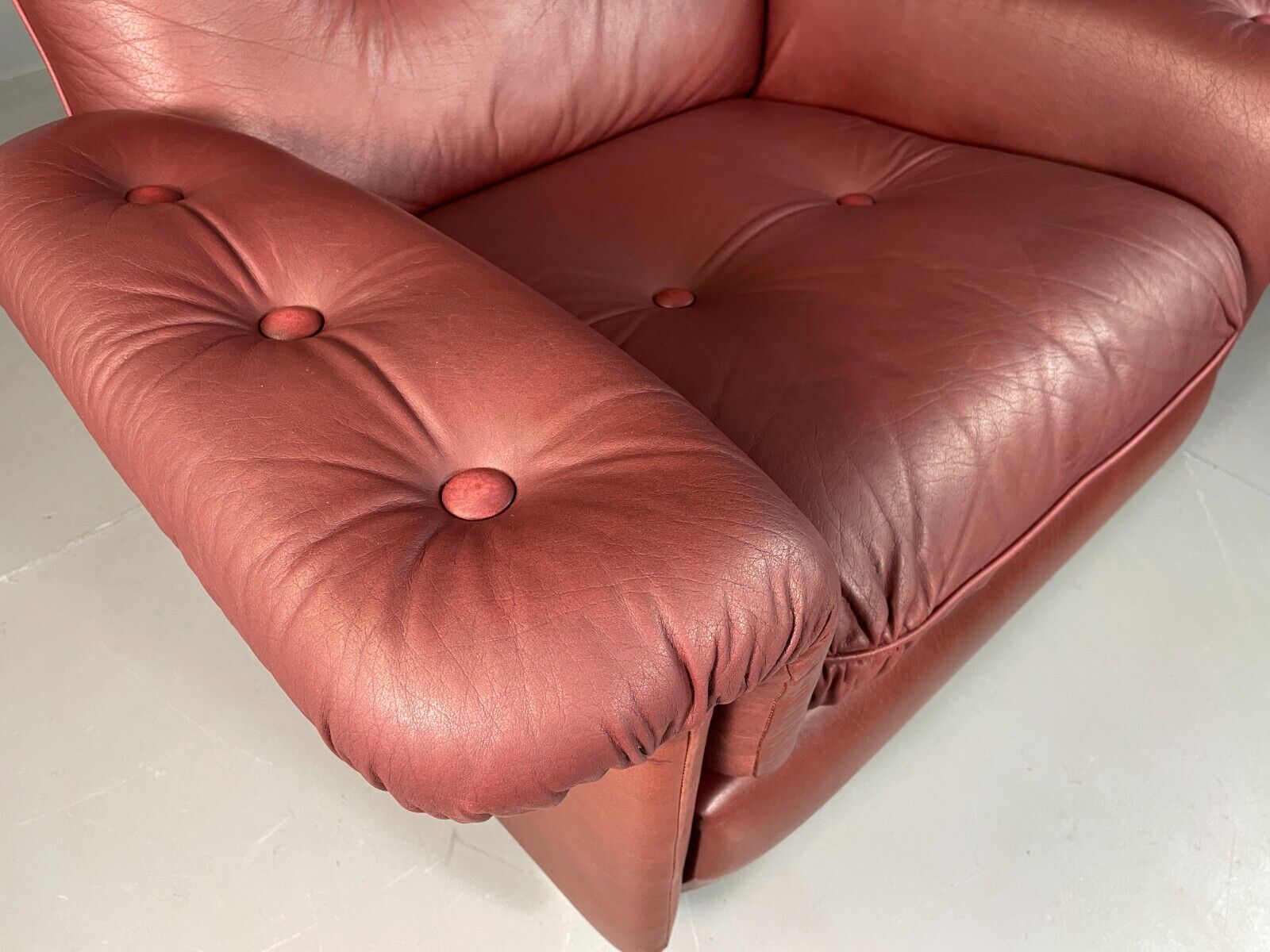 Vintage Danish Lounge Chair Cognac Leather Skippers MCM Retro EB6956 MNOR - UKDK FURNITURE
